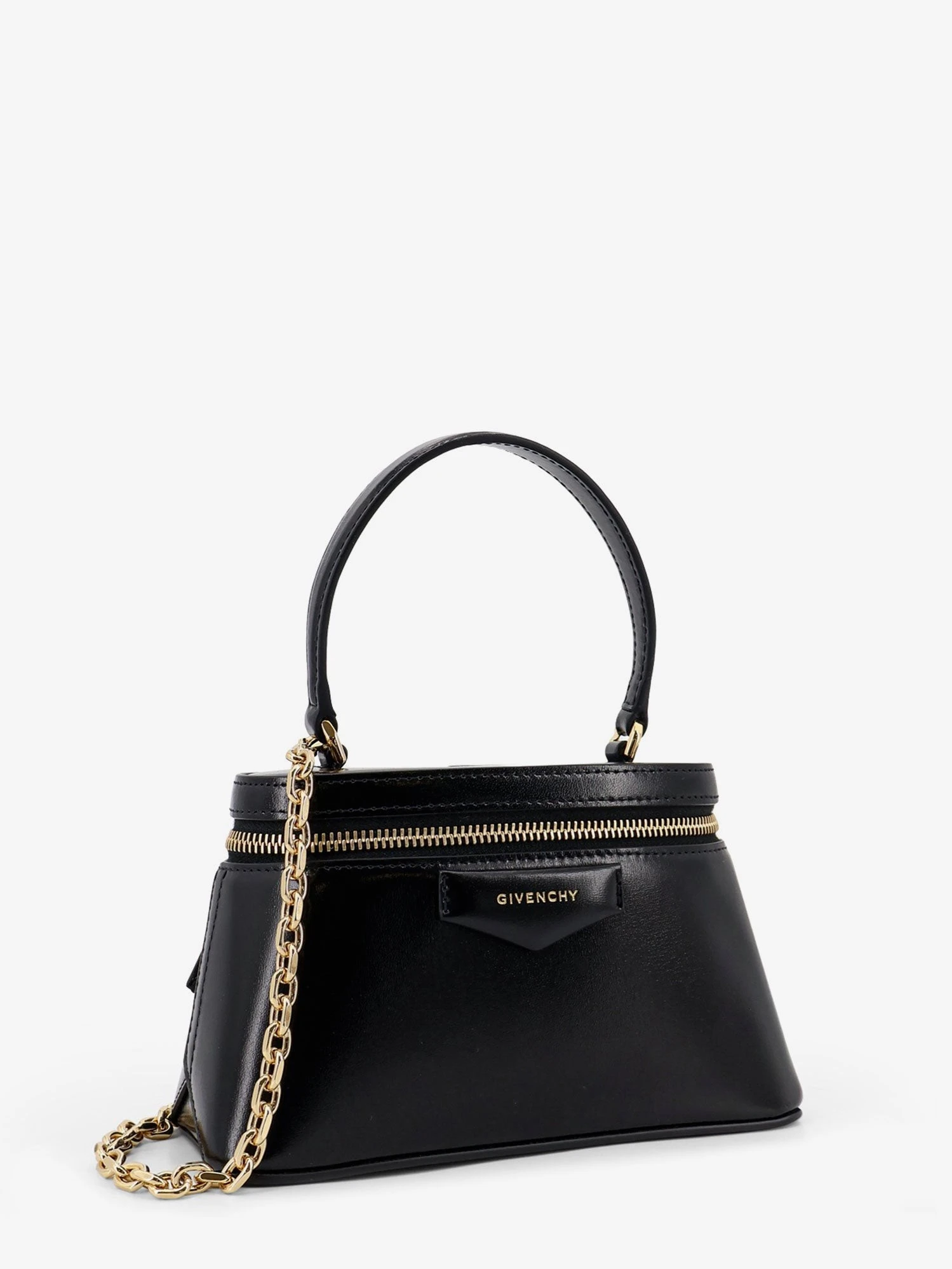 Vanity Antigona leather handbag with lettering logo on the front.webp