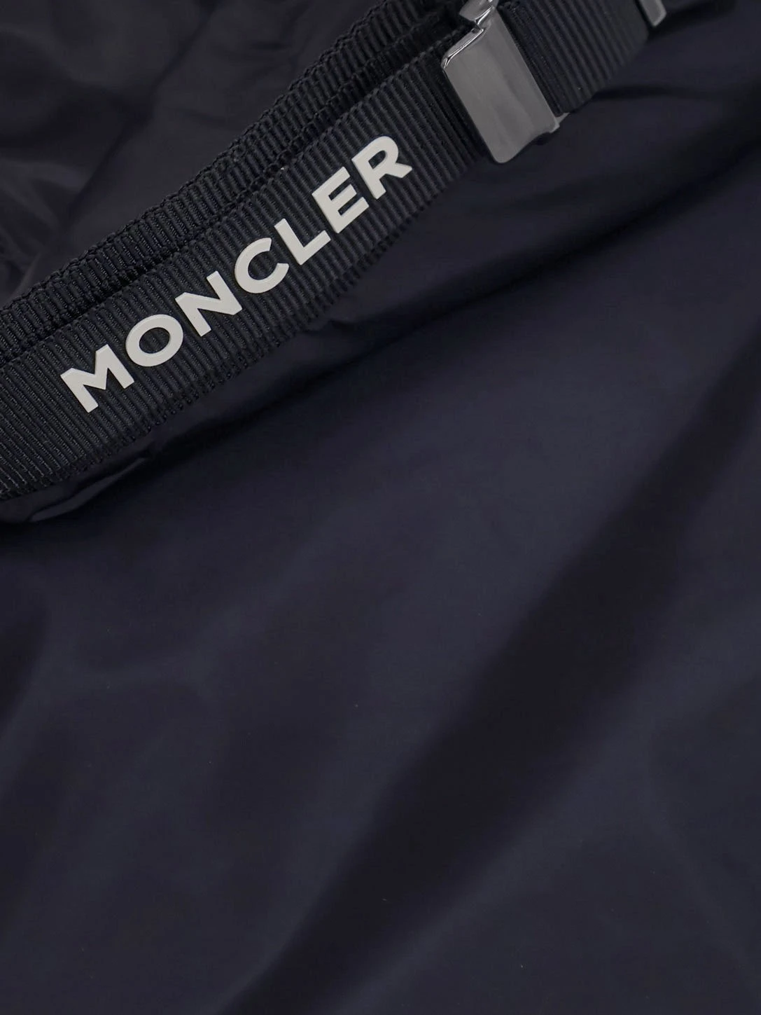 Trestraou down jacket with grosgrain profiles.webp