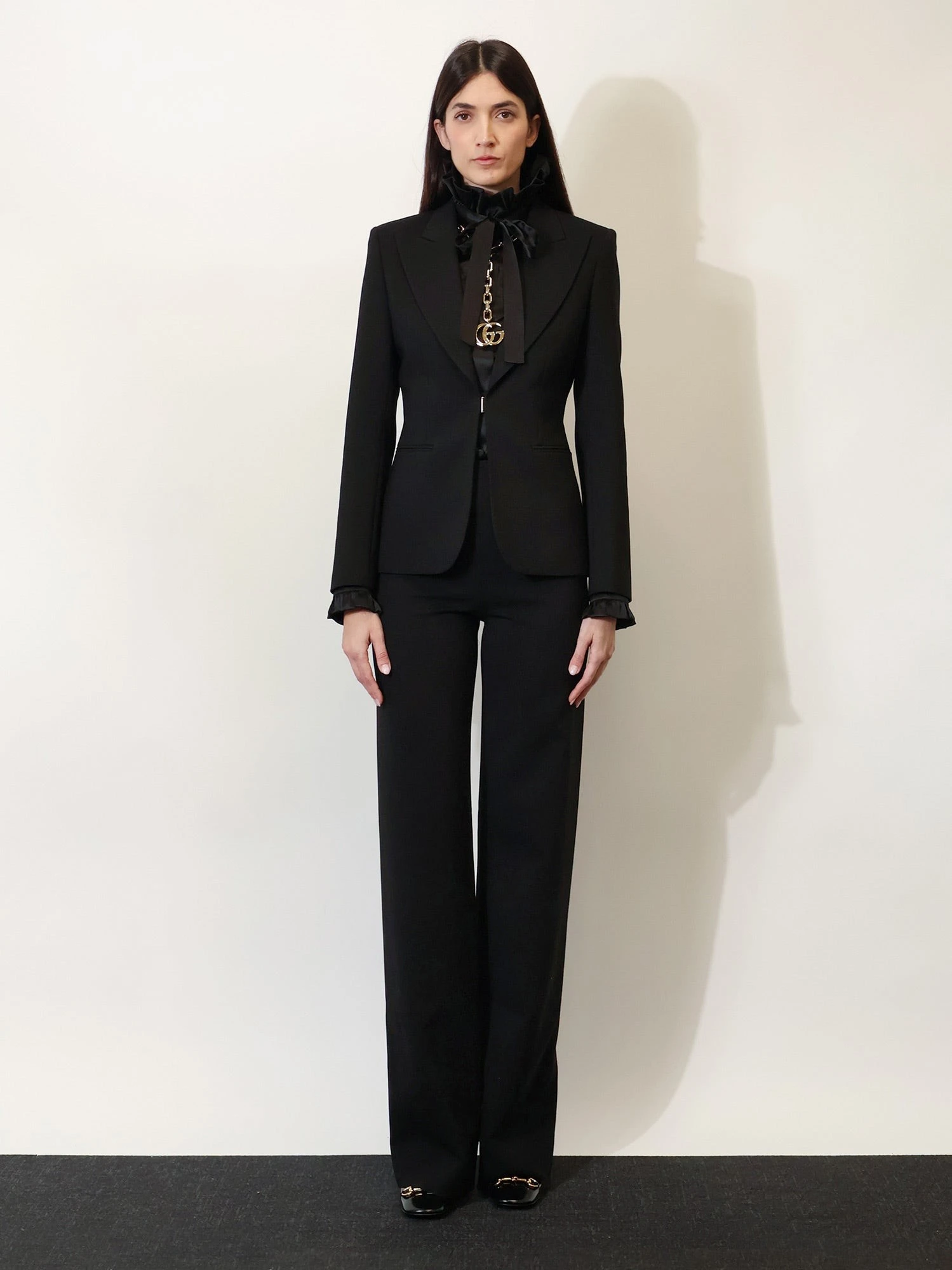 Technical stretch wool trousers.webp