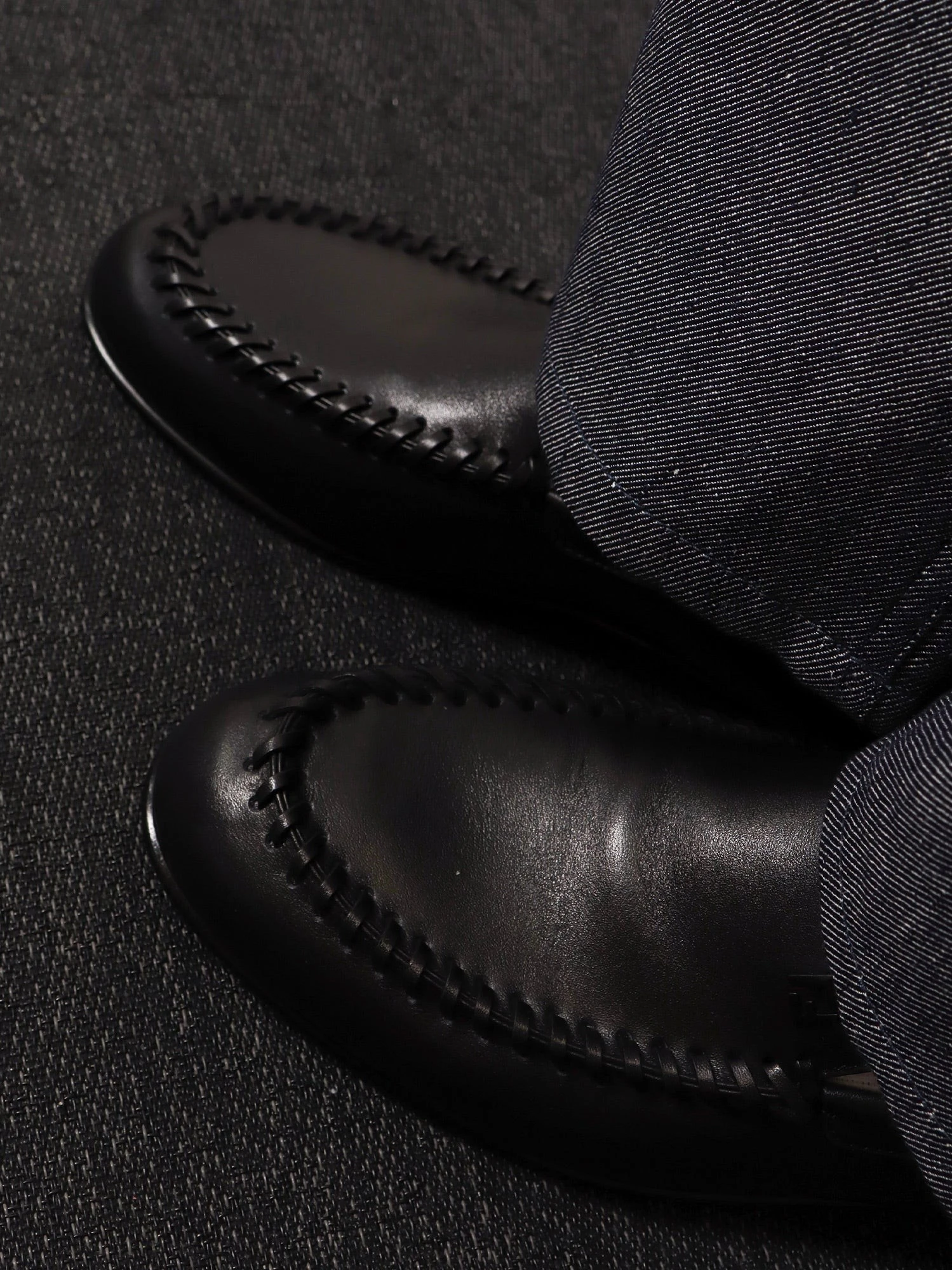 Leather loafers with metal FF logo.webp