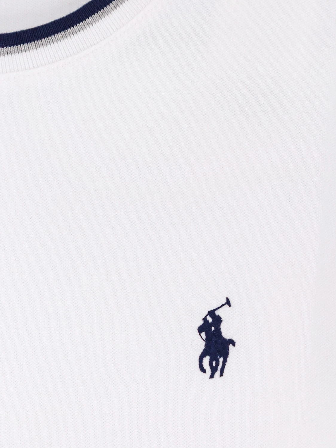 Cotton t-shirt with frontal logo.webp