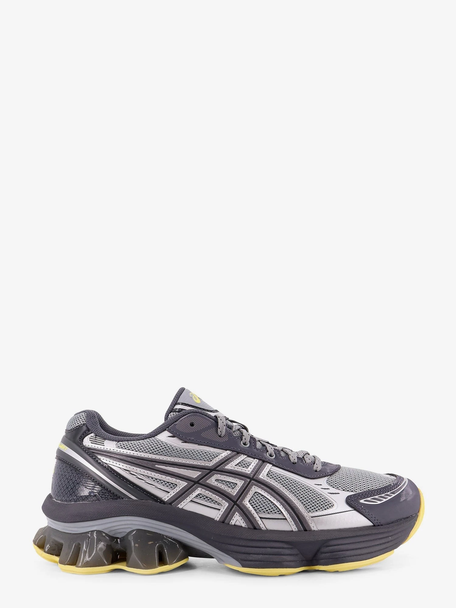 Gel-Kinetic mesh sneakers with contrasting inserts.webp