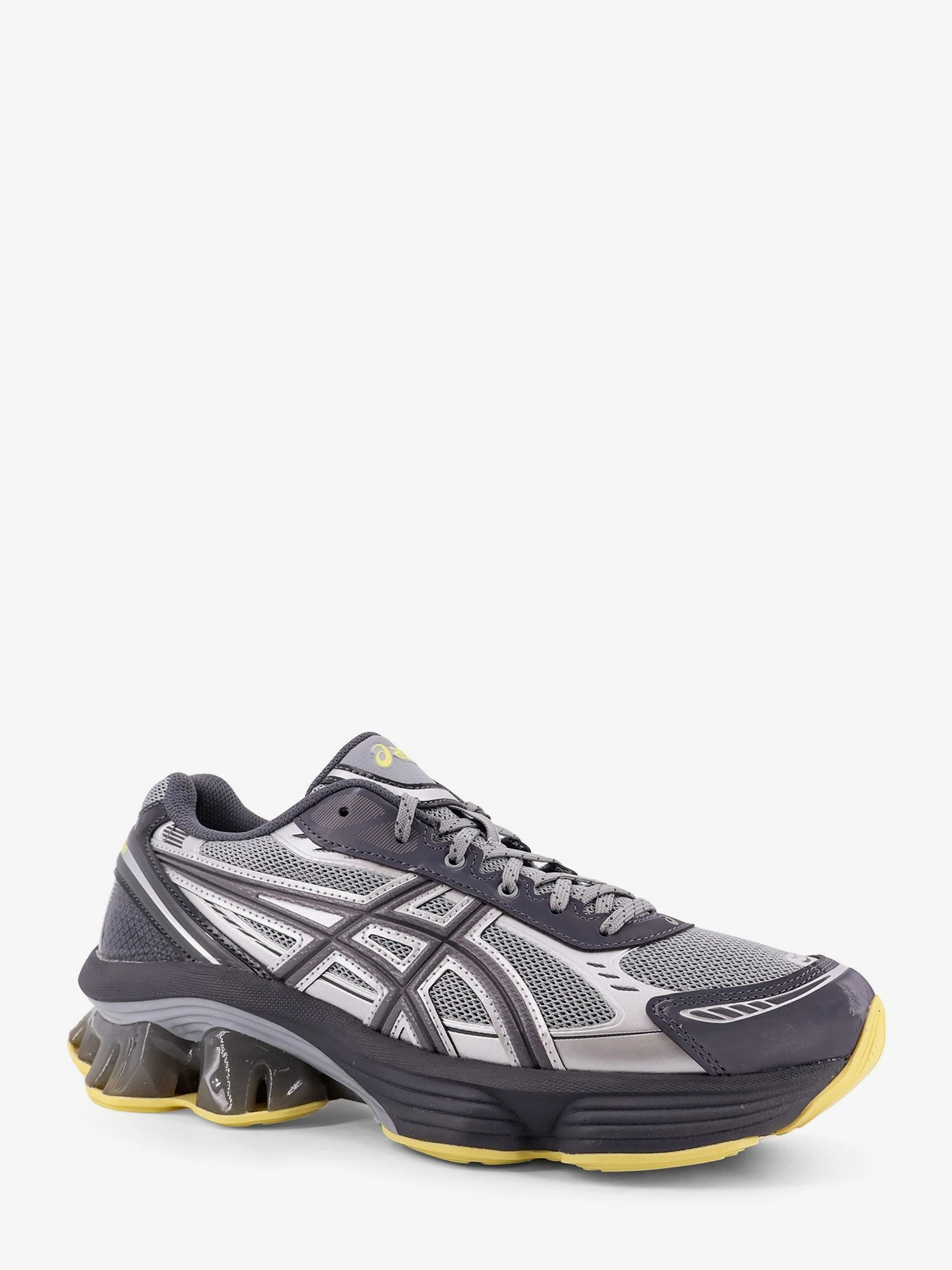 Gel-Kinetic mesh sneakers with contrasting inserts.webp