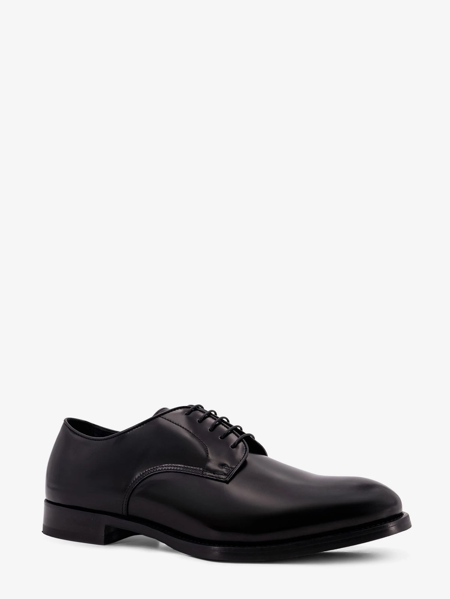 Leather lace-up