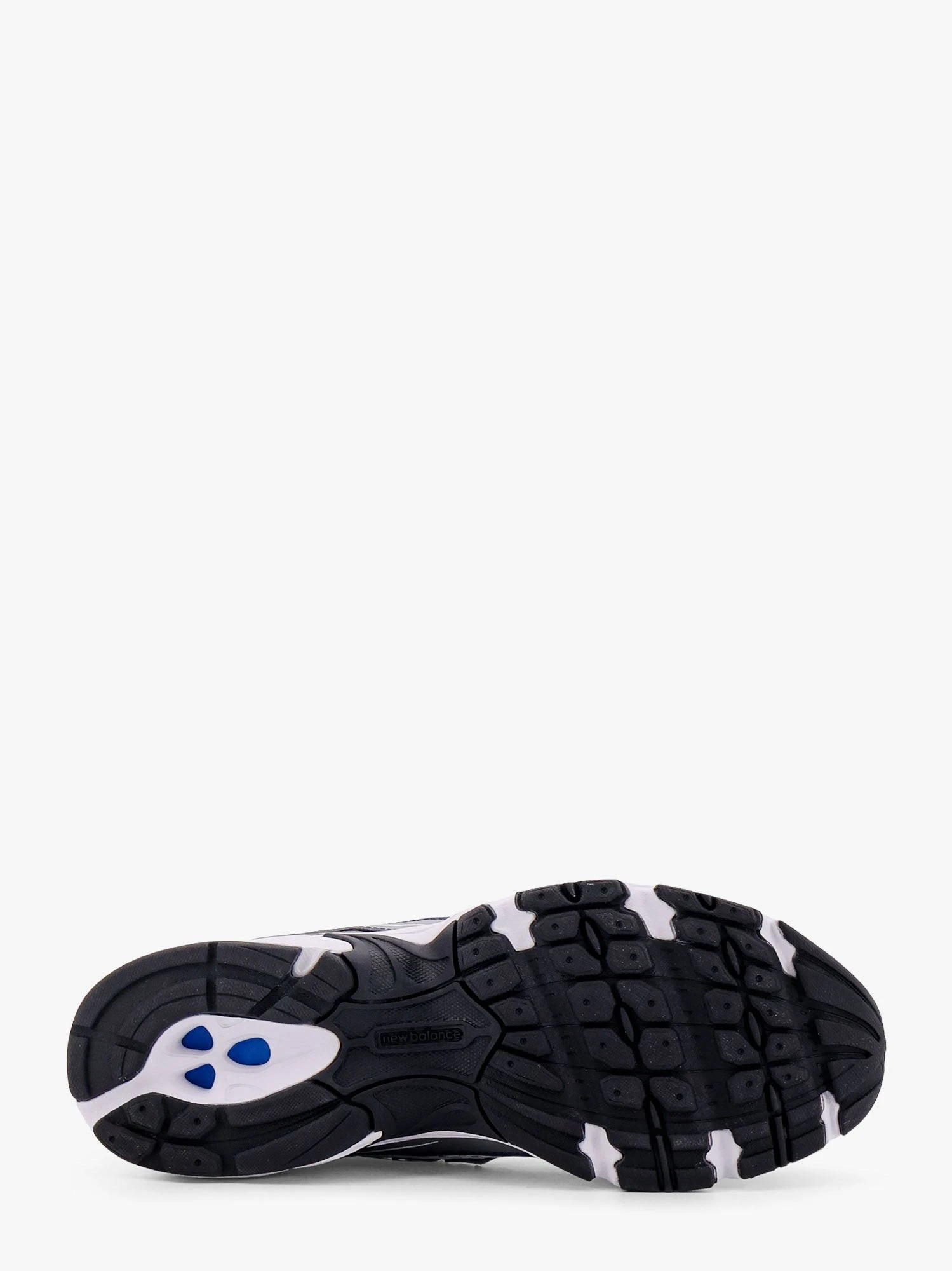 740 mesh sneakers with logo on the side.webp