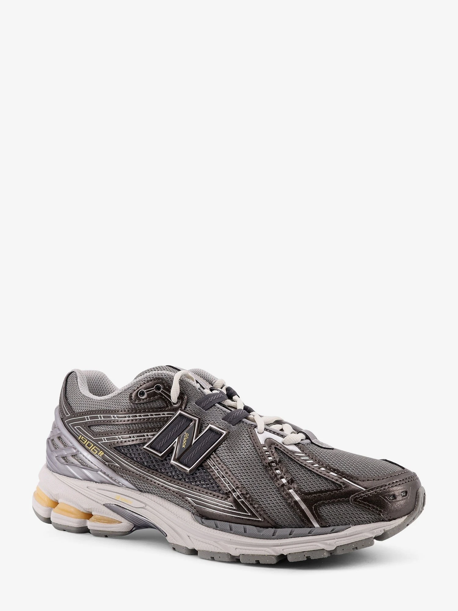 19064 mesh sneakers with logo on the side.webp