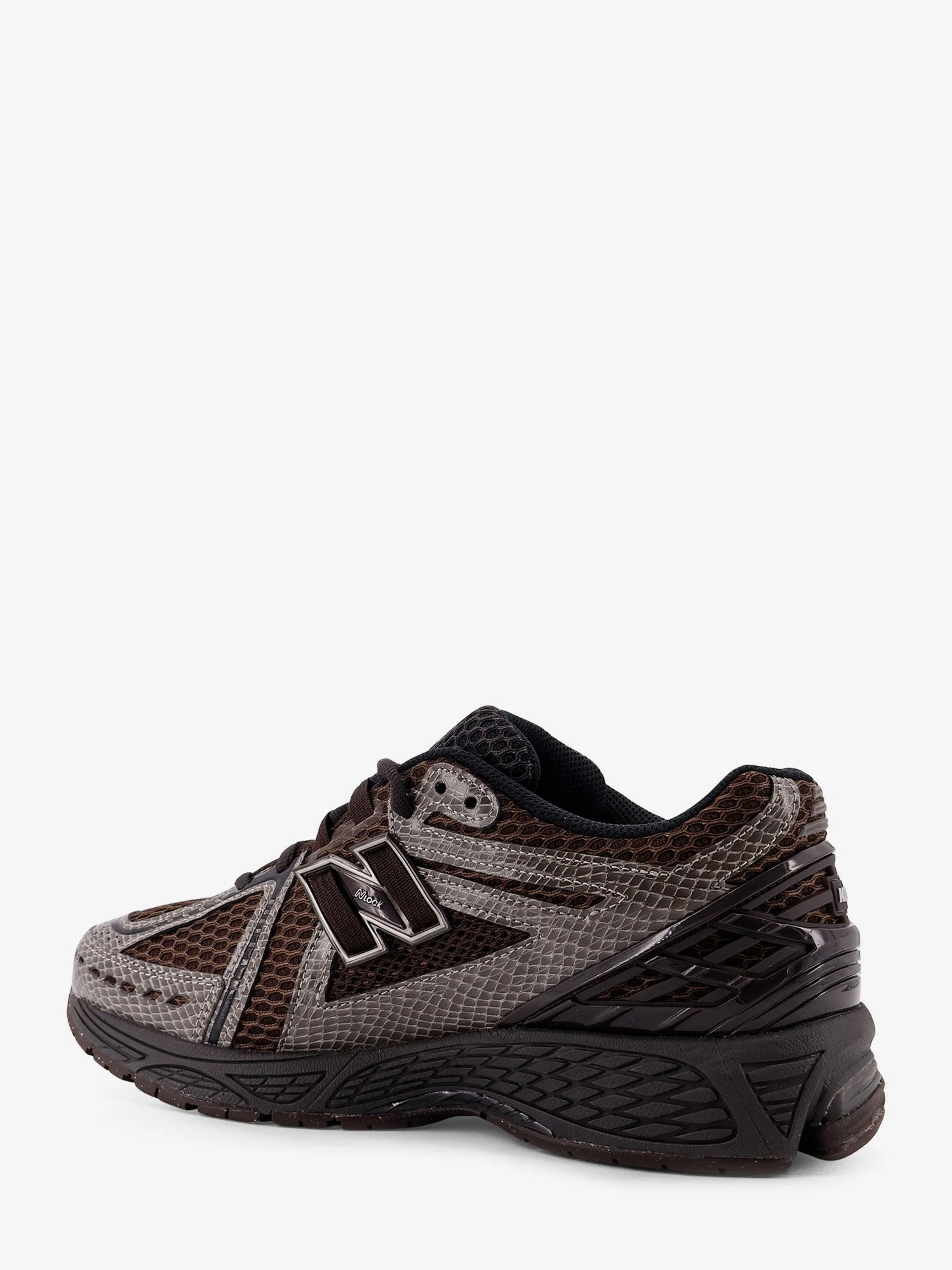 19062 mesh sneakers with logo on the side.webp