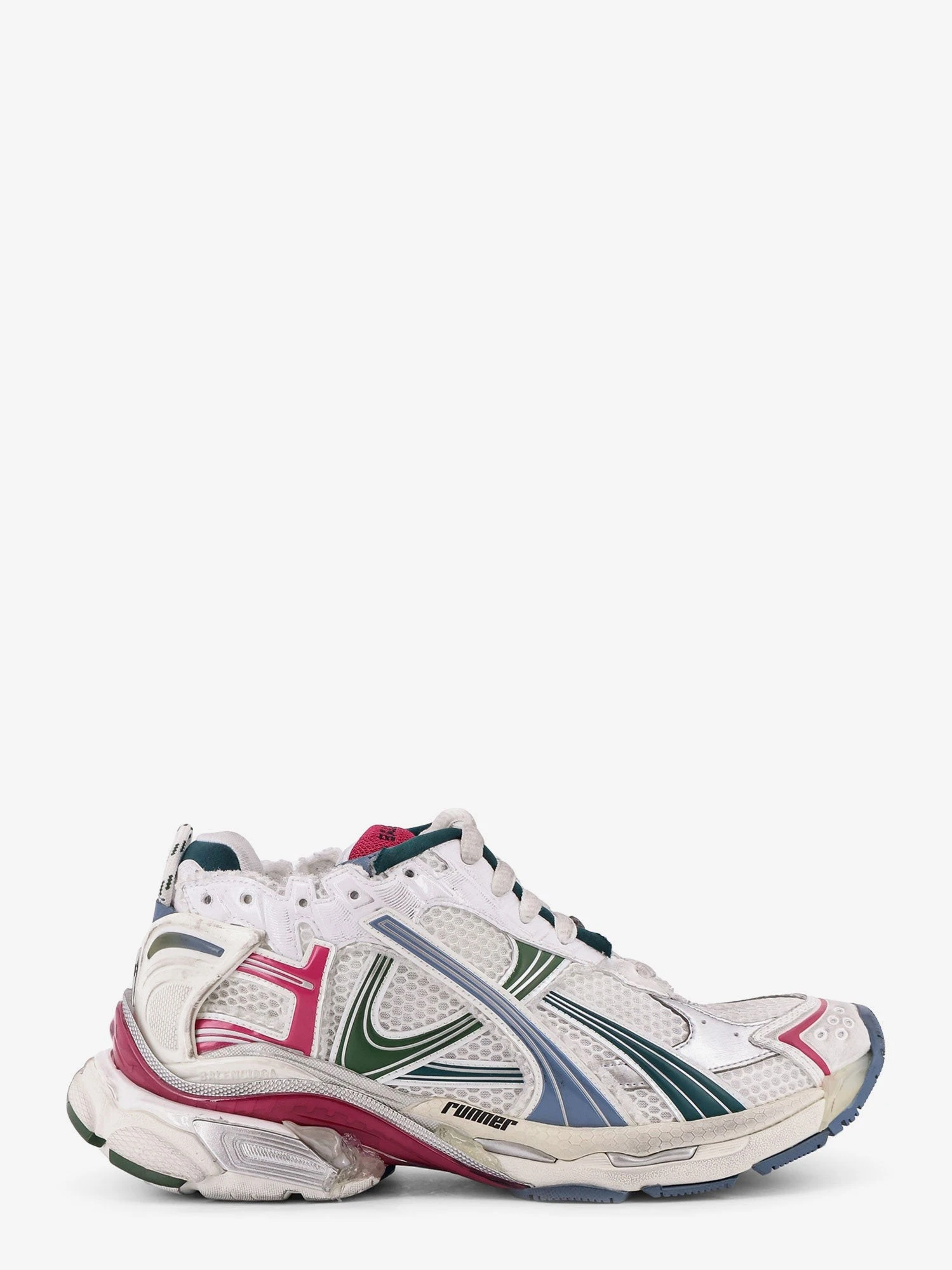 Runner low-top mesh sneakers.webp
