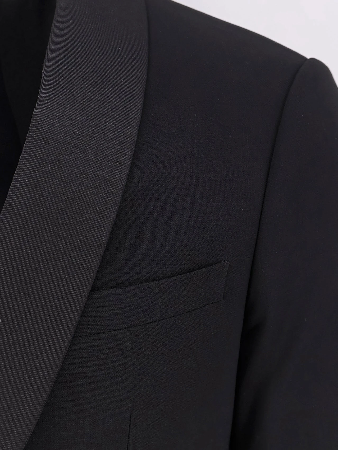 Soho virgin wool tuxedo.webp