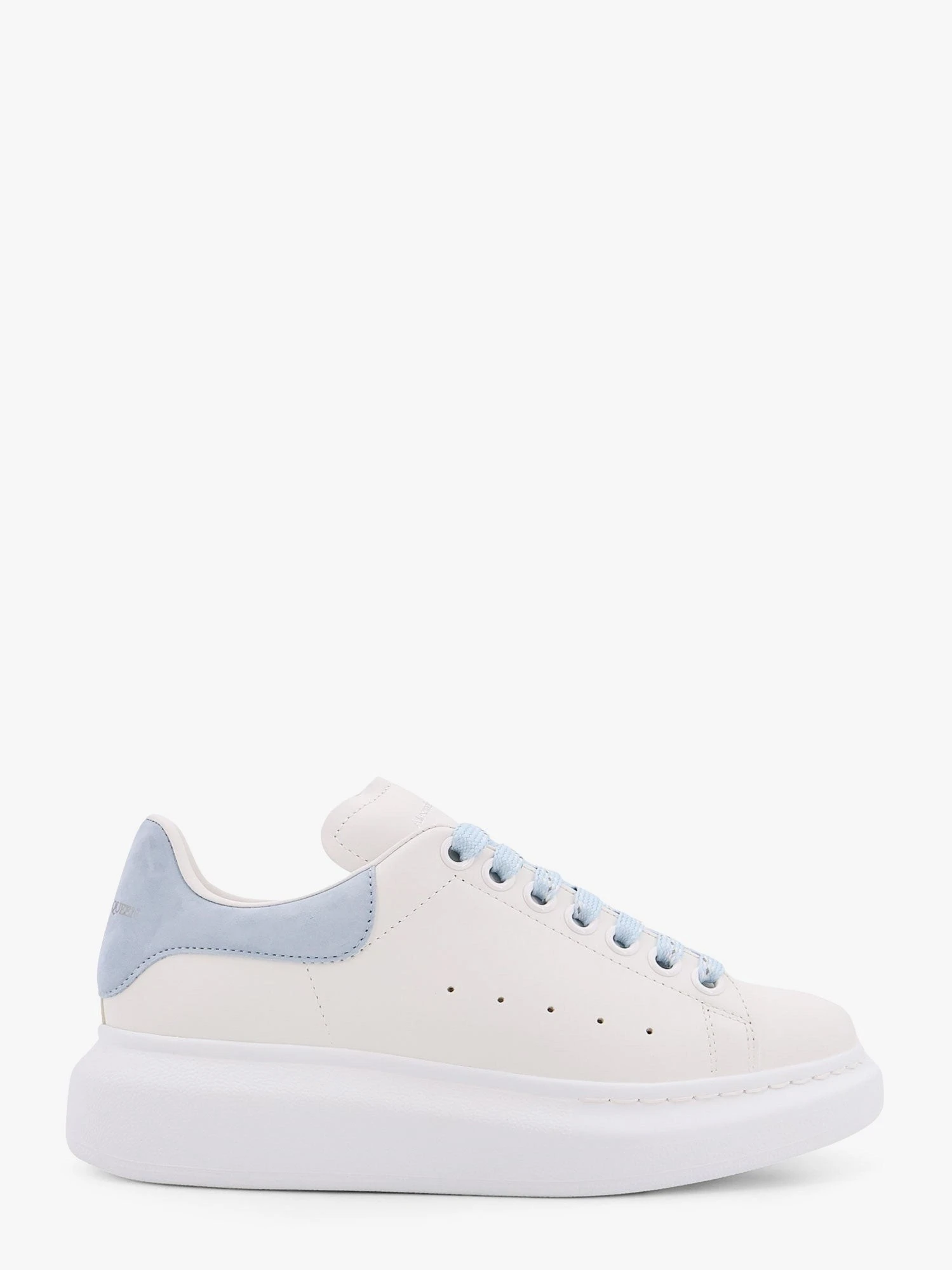 Larry low-top leather sneakers.webp