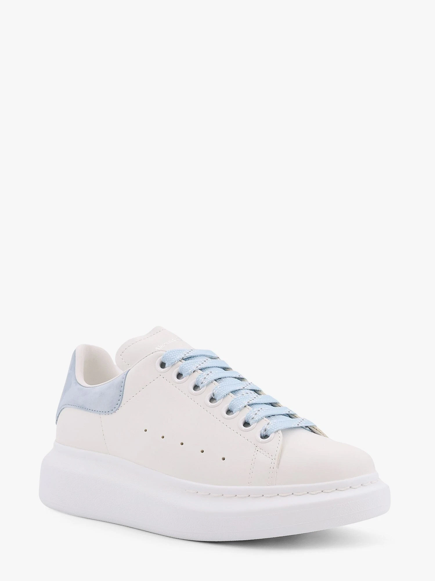Larry low-top leather sneakers.webp