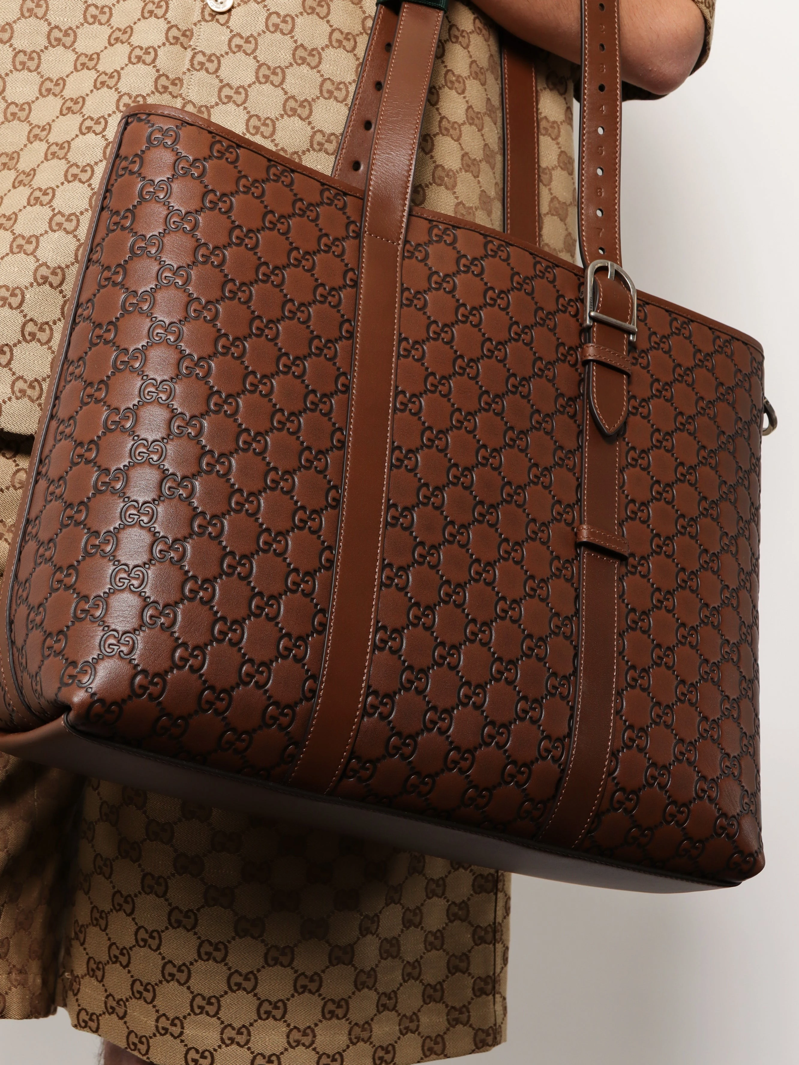 GG Emblem leather shopping bag.webp