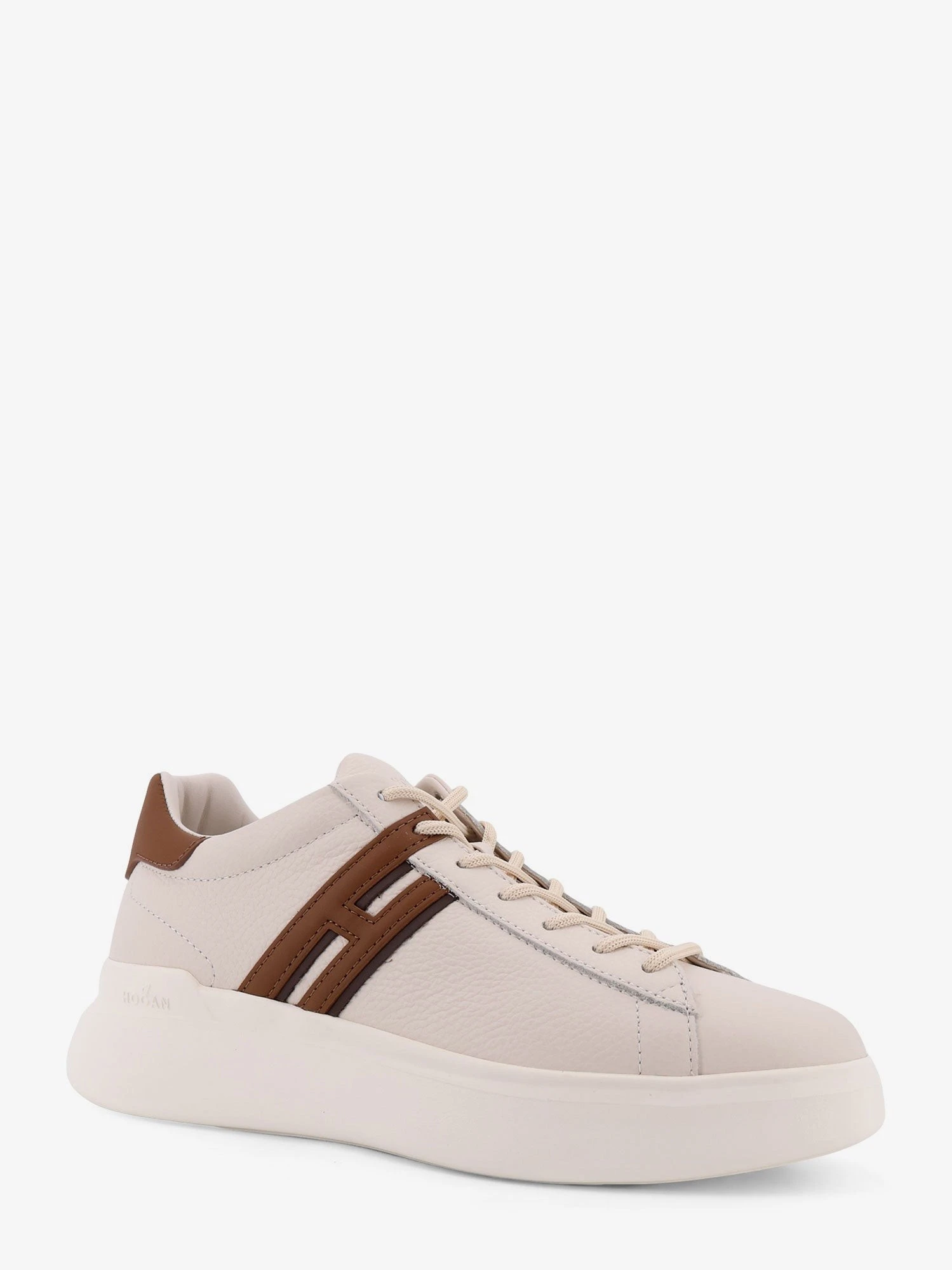 H580 leather sneakers.webp