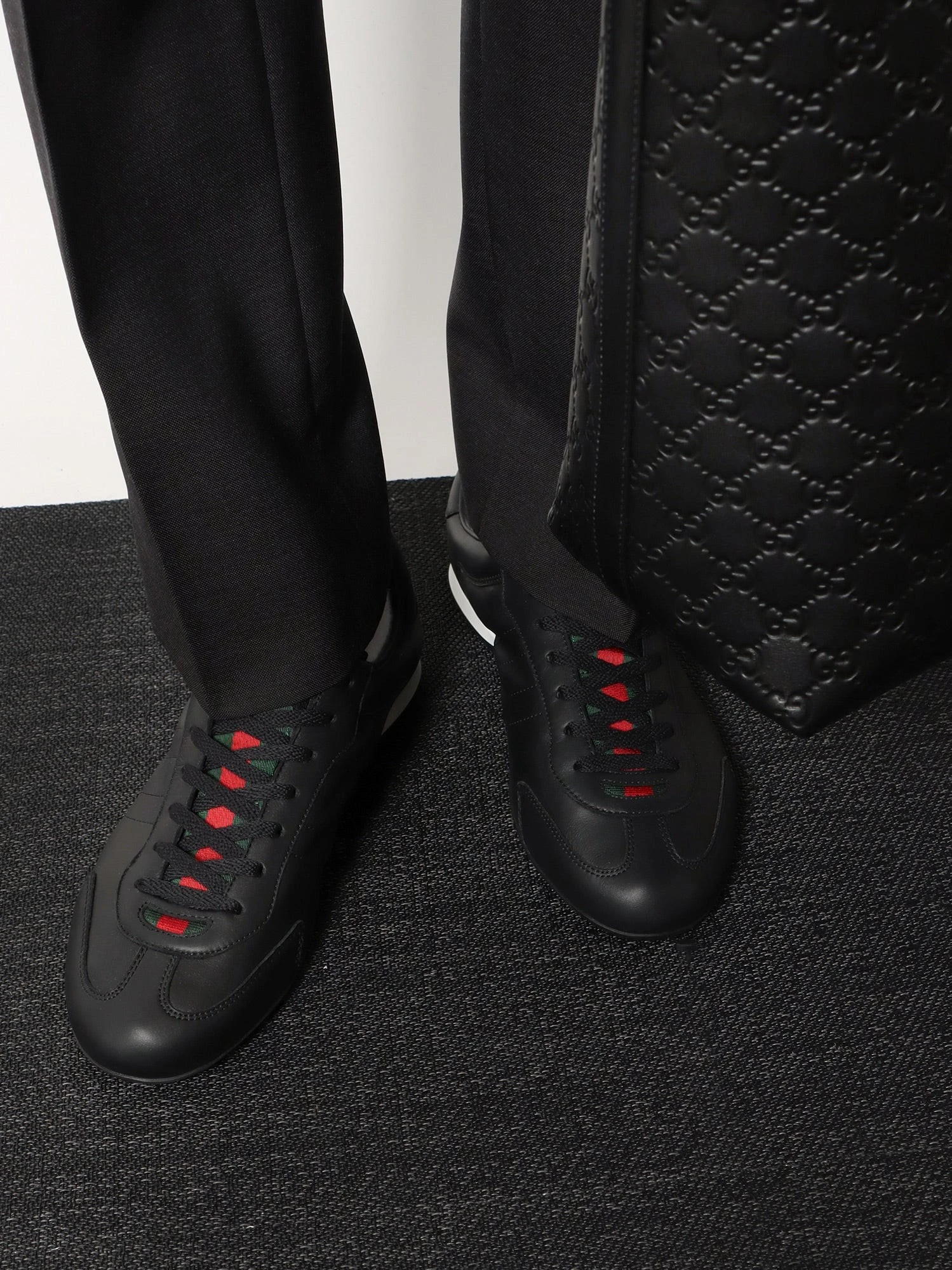 Gucci Shift leather sneakers.webp