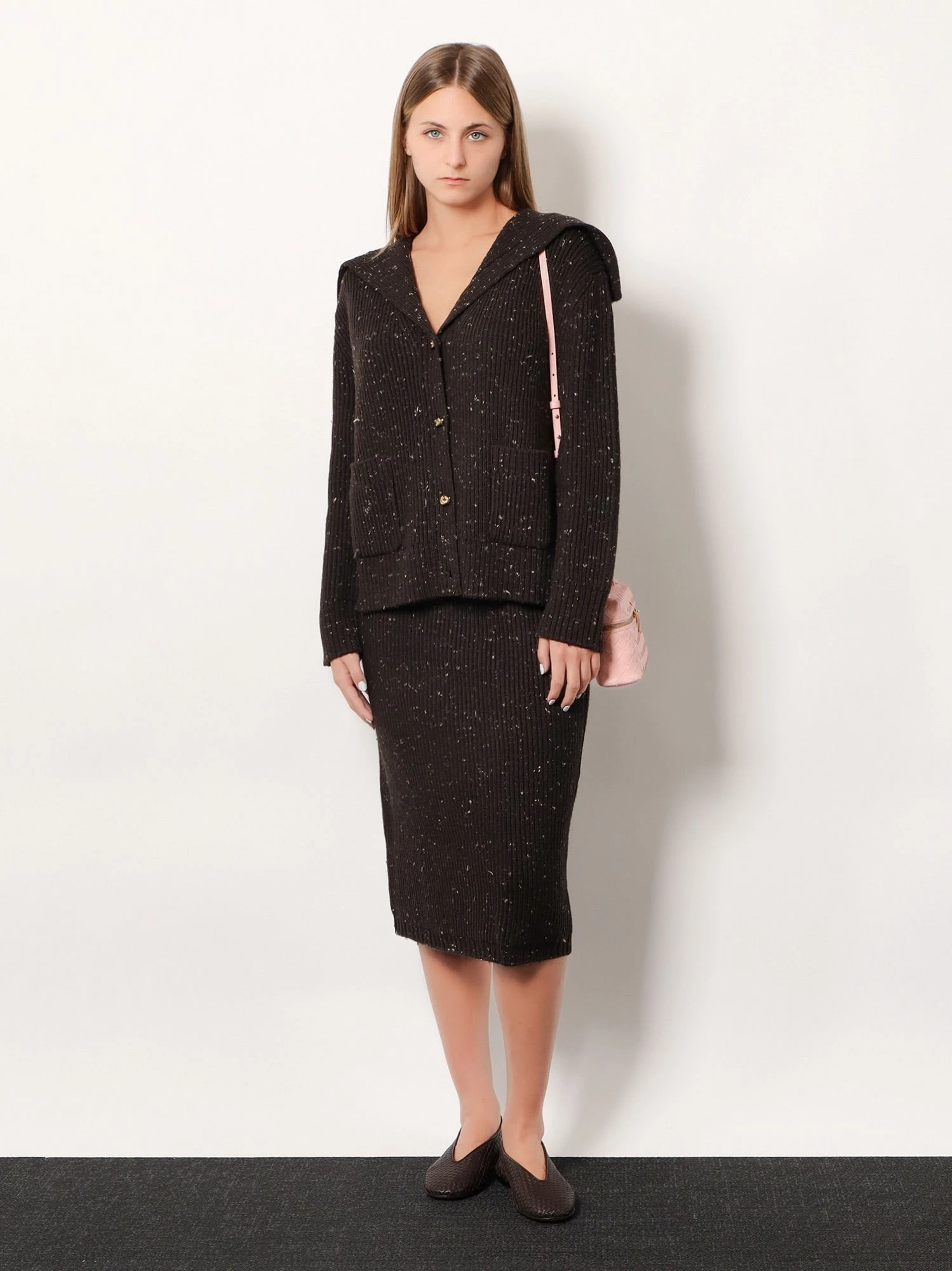 Midi wool skirt.webp