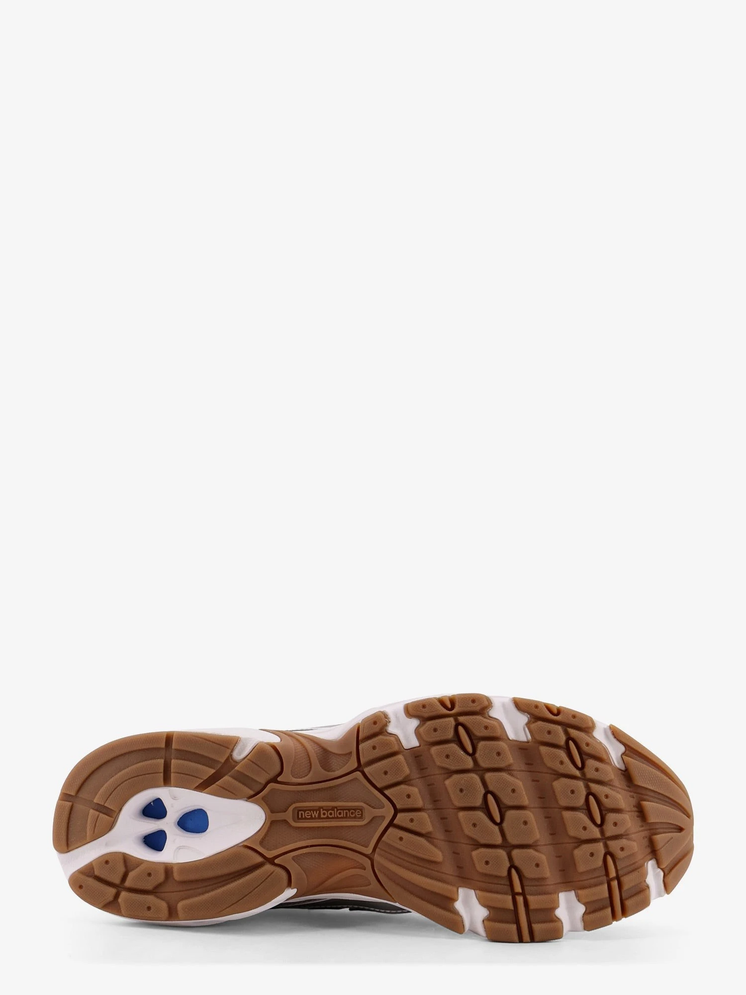 740 mesh low-top sneakers.webp