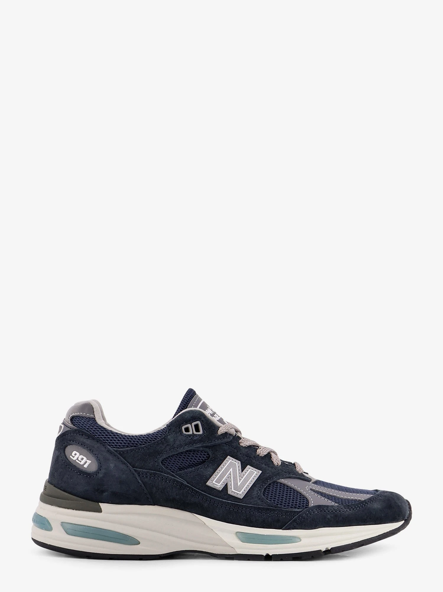 991 suede low-top sneakers.webp