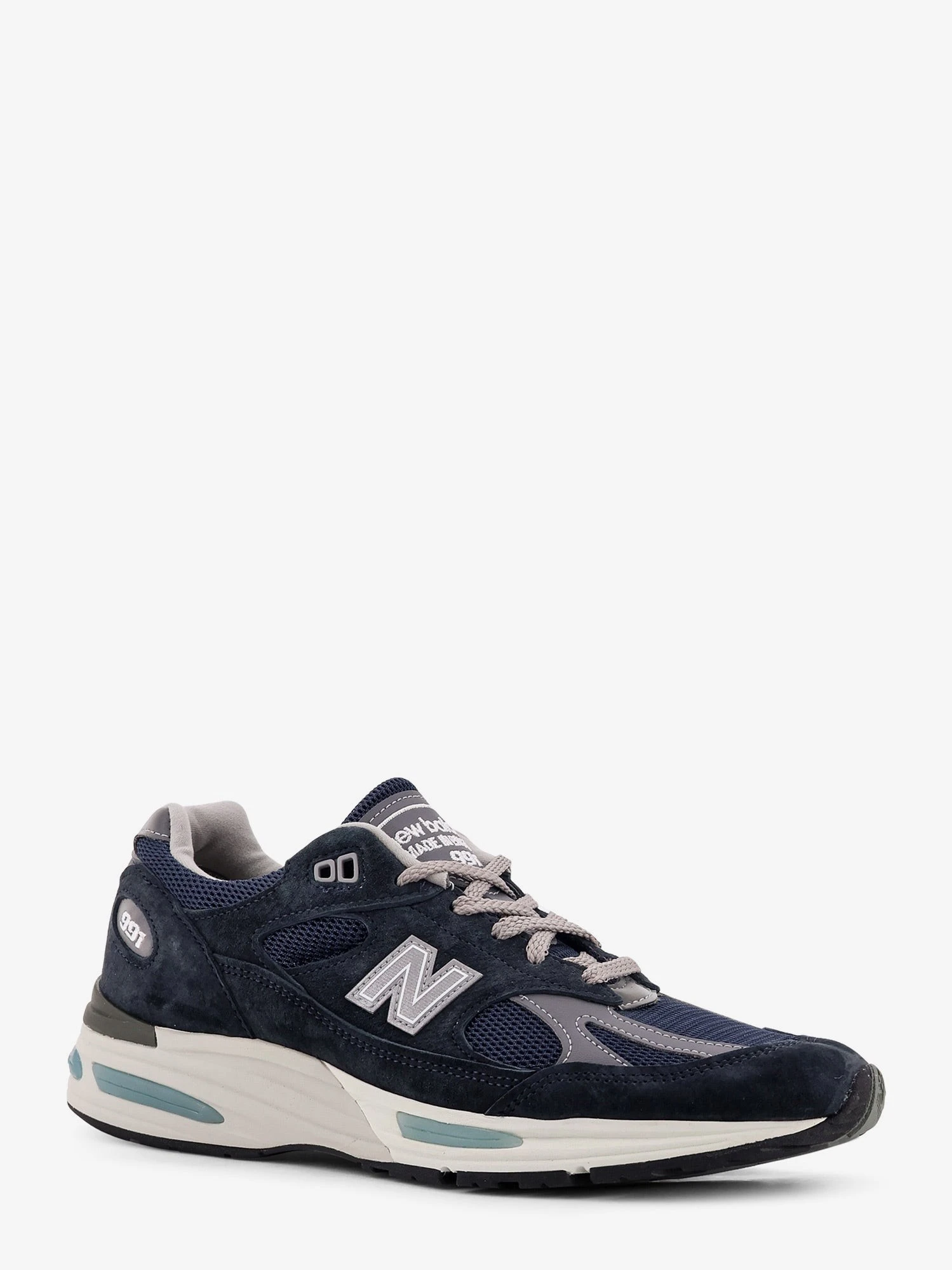 991 suede low-top sneakers.webp