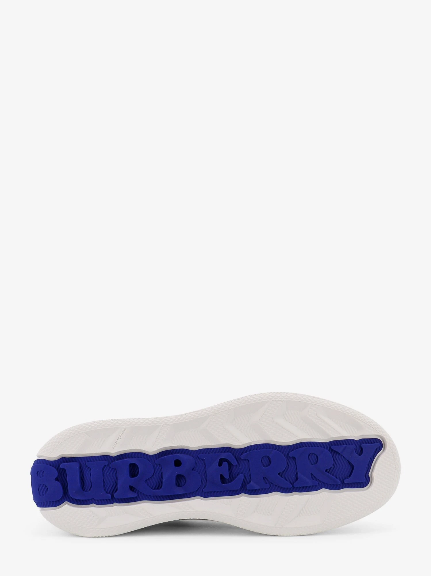 Low-top leather sneakers with Check inserts.webp