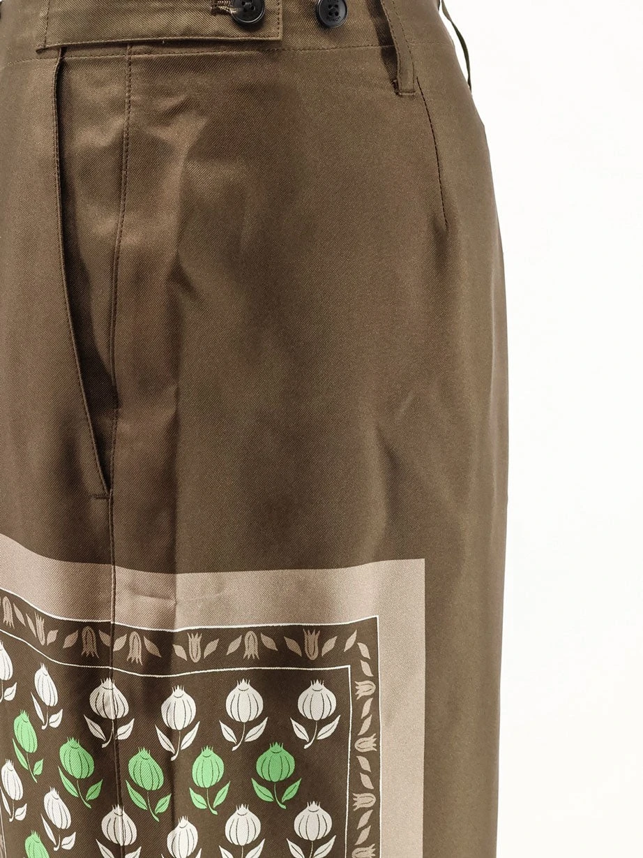 Silk trousers.webp
