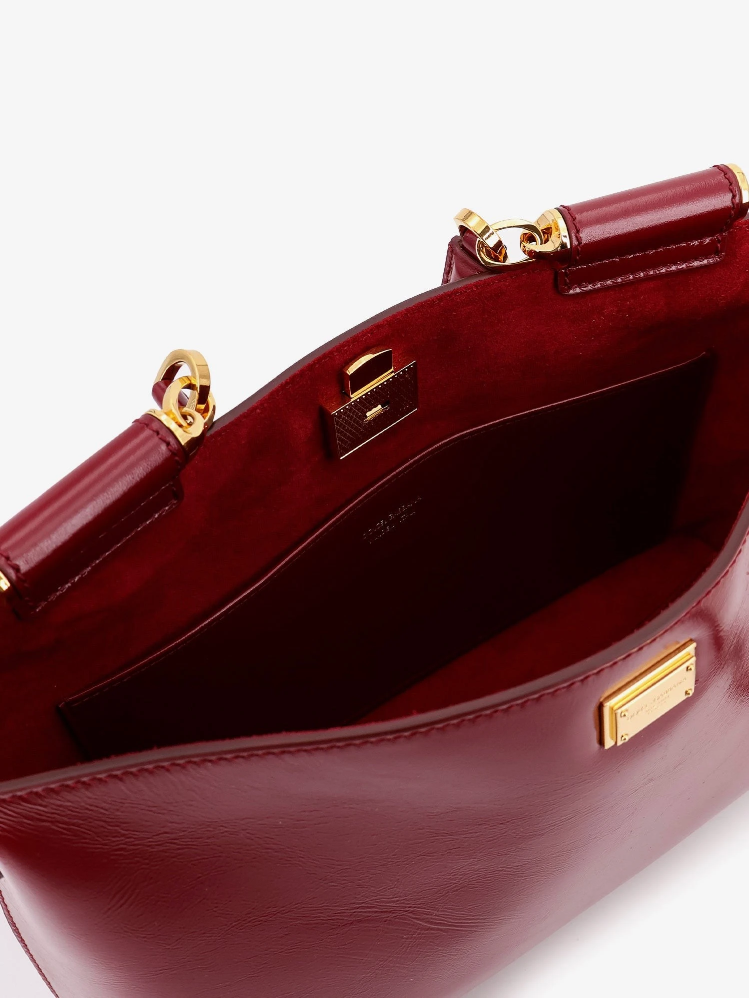 Leather crossbody bag.webp