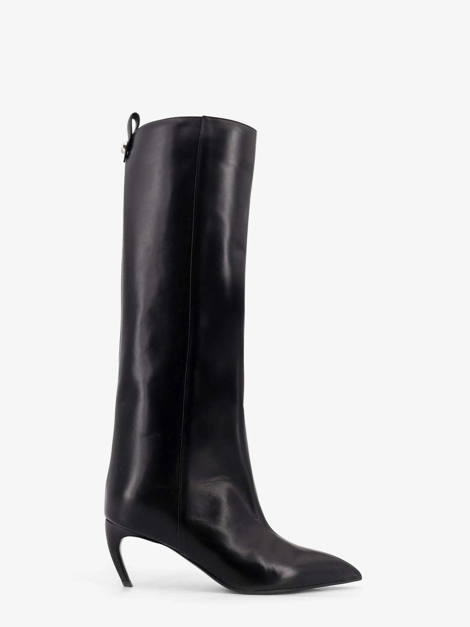 Lea leather boots.webp