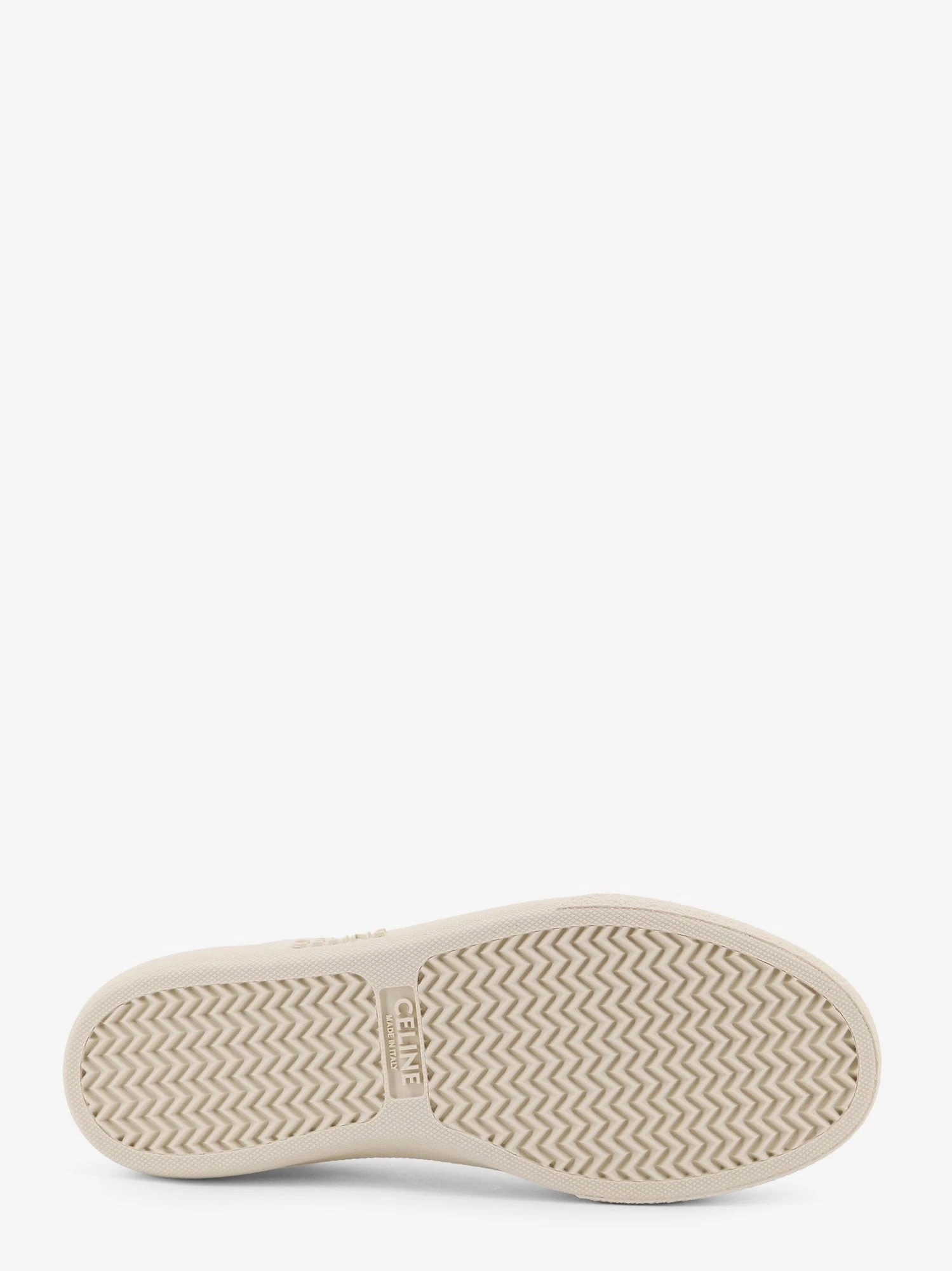 Low-top leather sneakers.webp