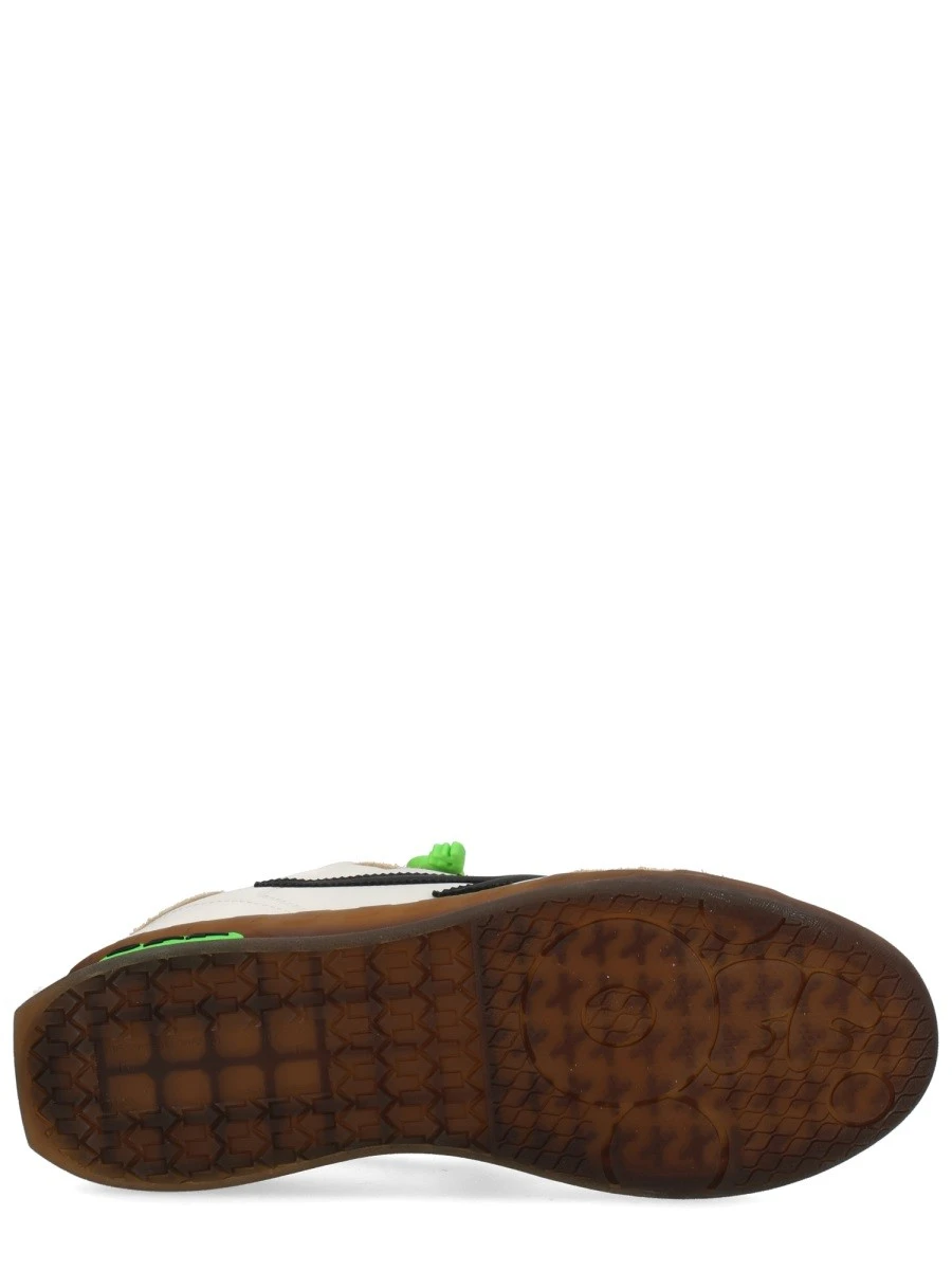 SNEAKER "END OF PLAY".webp