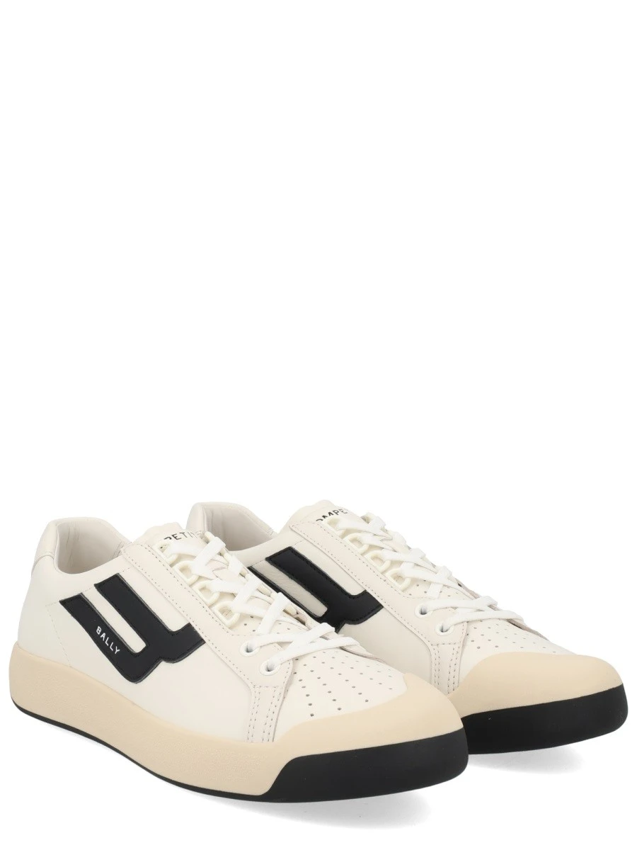 SNEAKER "COMPETITION".webp