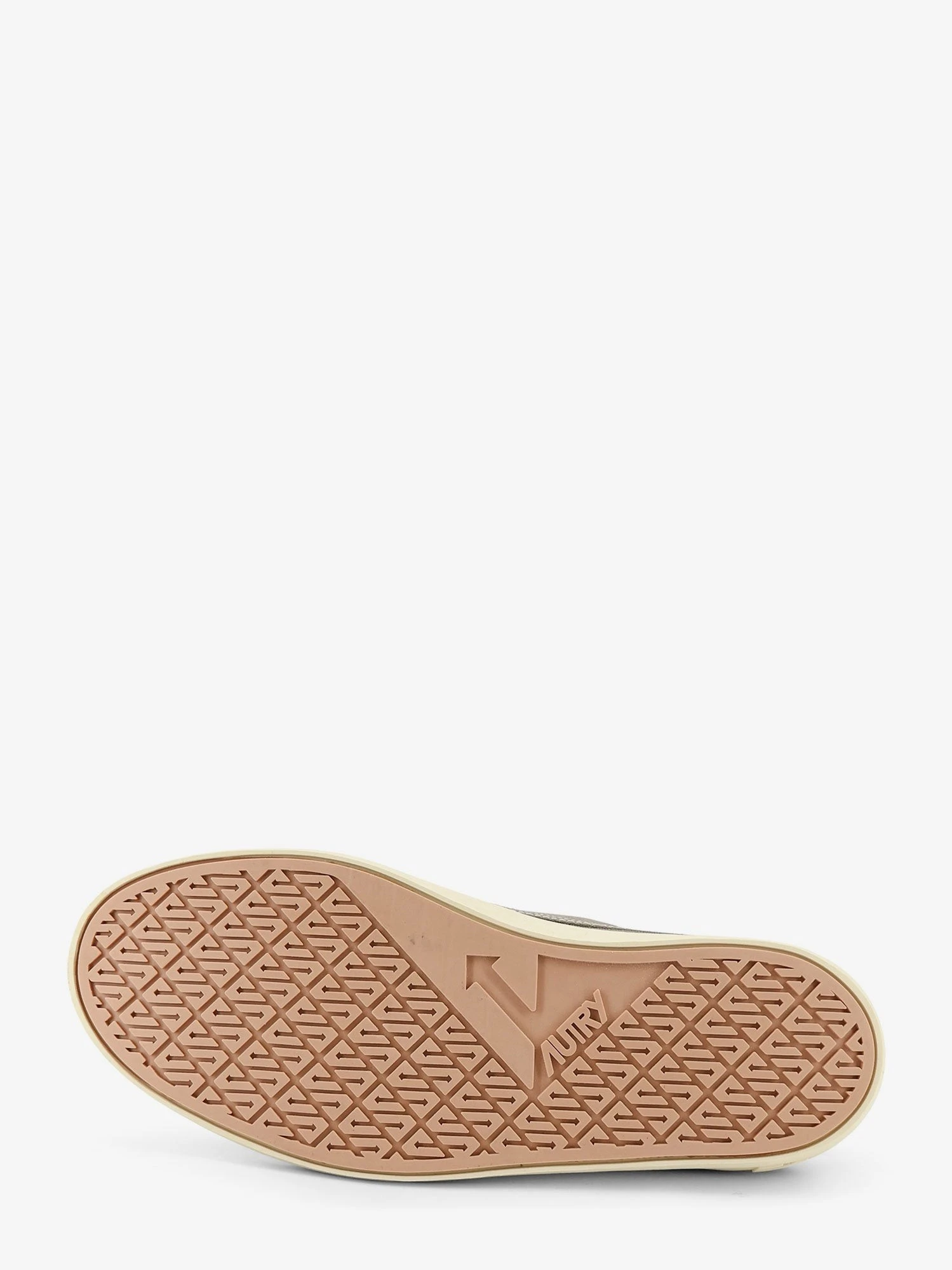 Windscape canvas sneakers with side logo label.webp