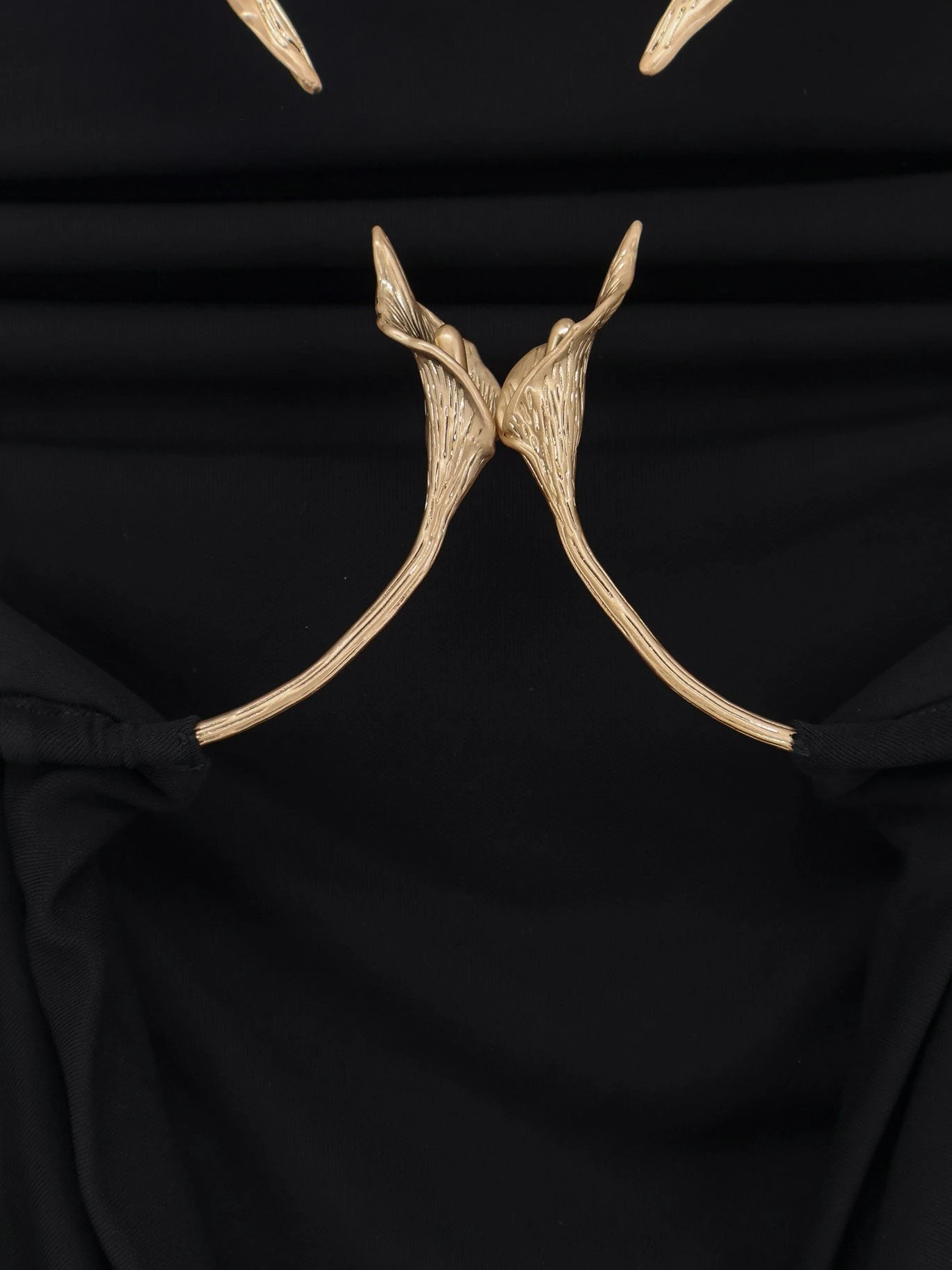 Isiah viscose top.webp