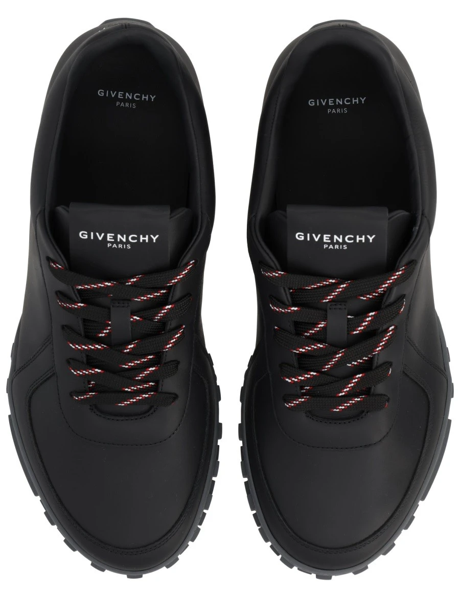 SNEAKER "GLIDE".webp