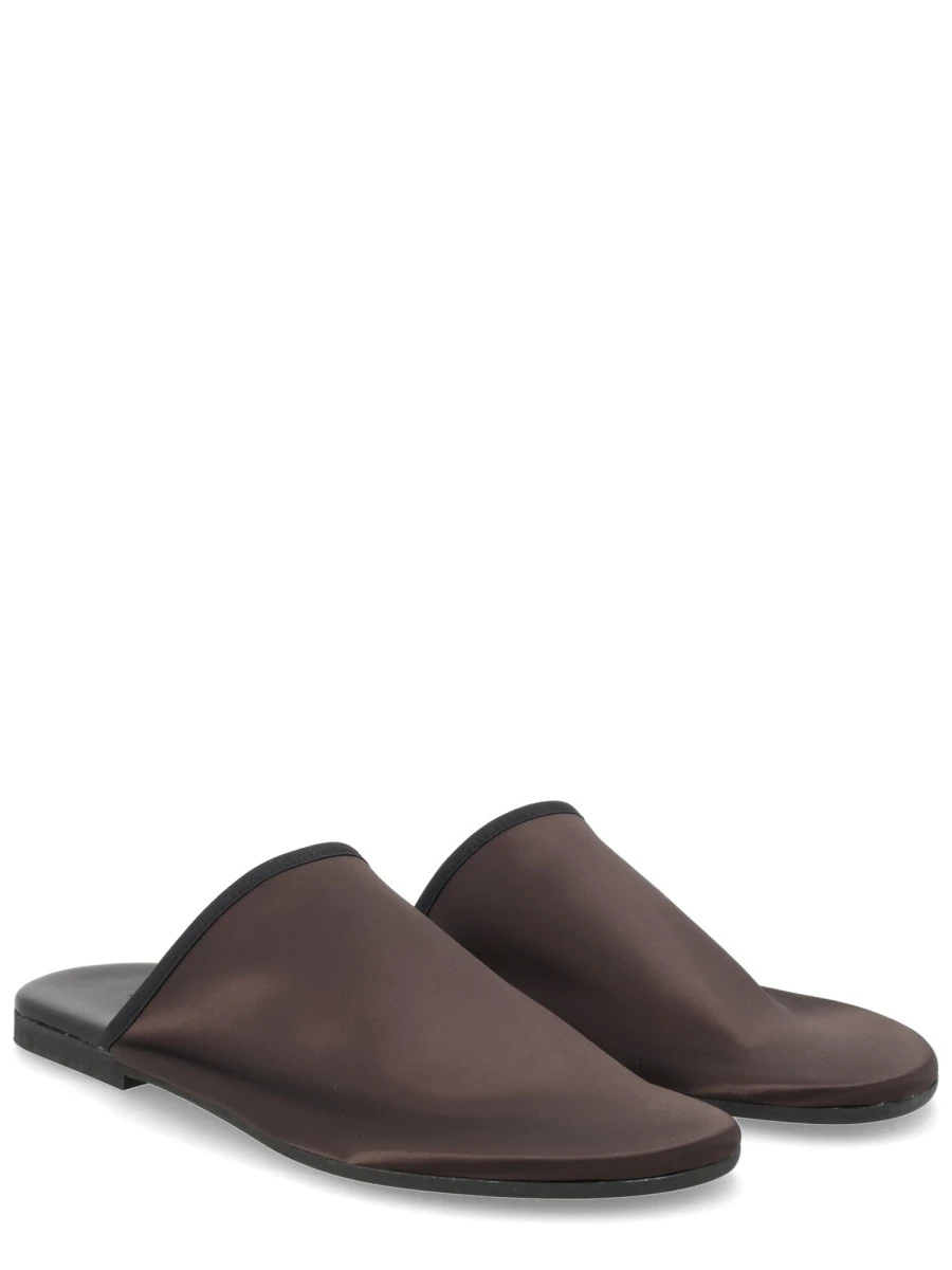 MULE IN RASO.webp