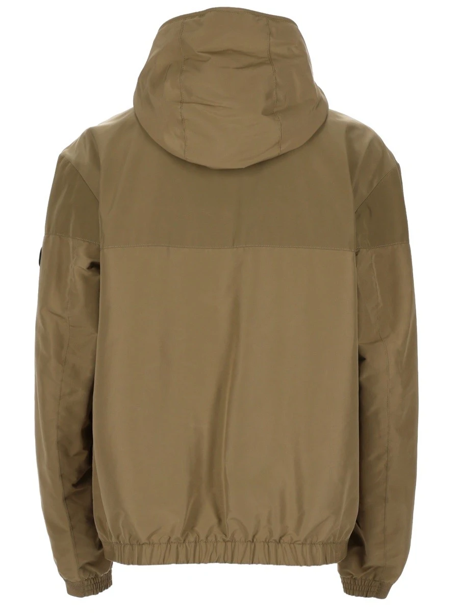 GIACCA CON CAPPUCCIO E ZIP.webp