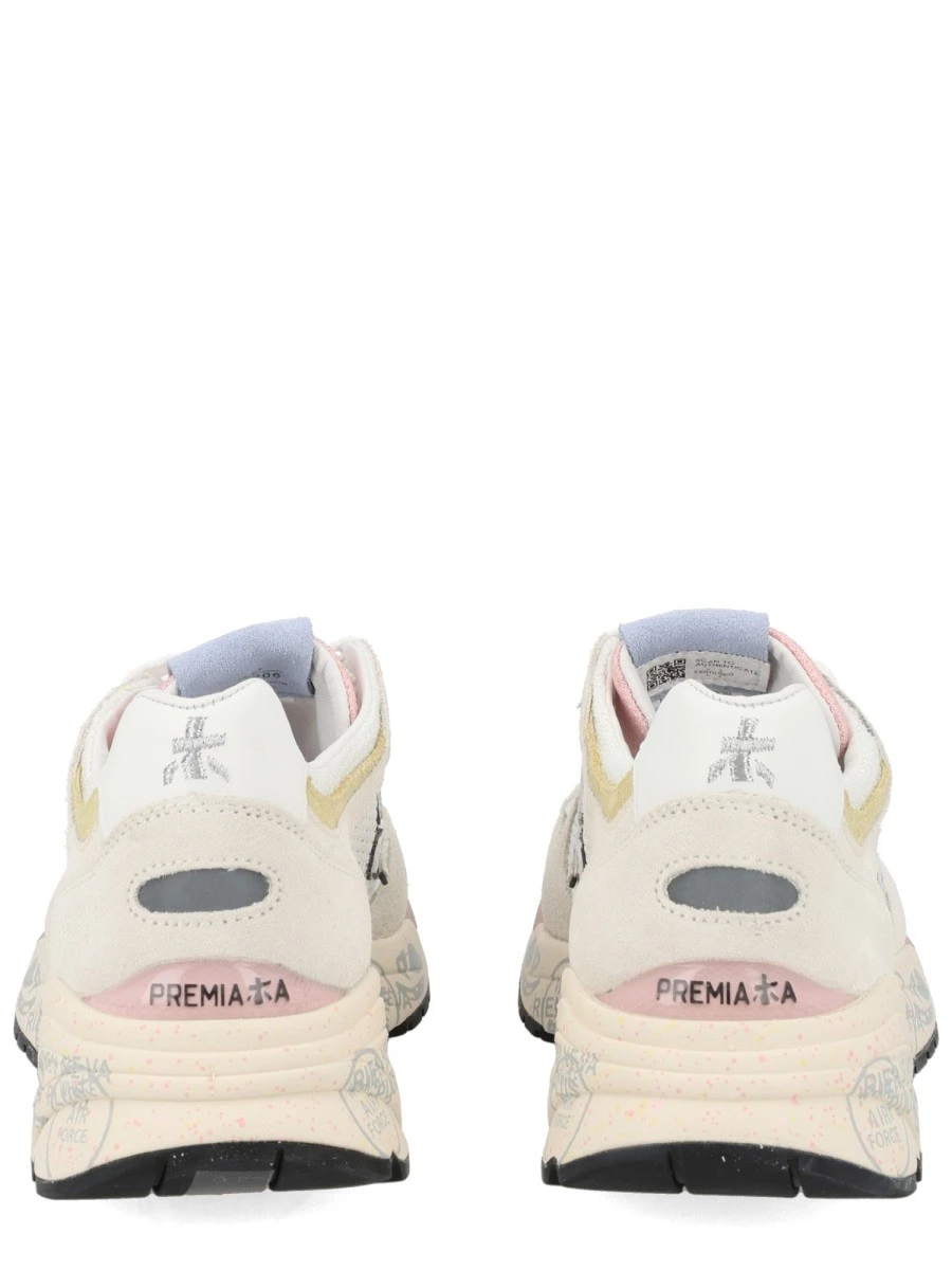 SNEAKER "MASED".webp