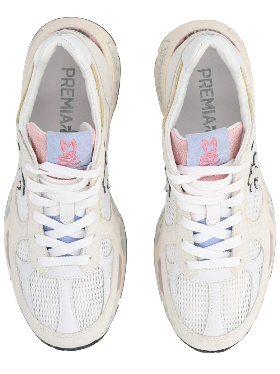 SNEAKER "MASED".webp