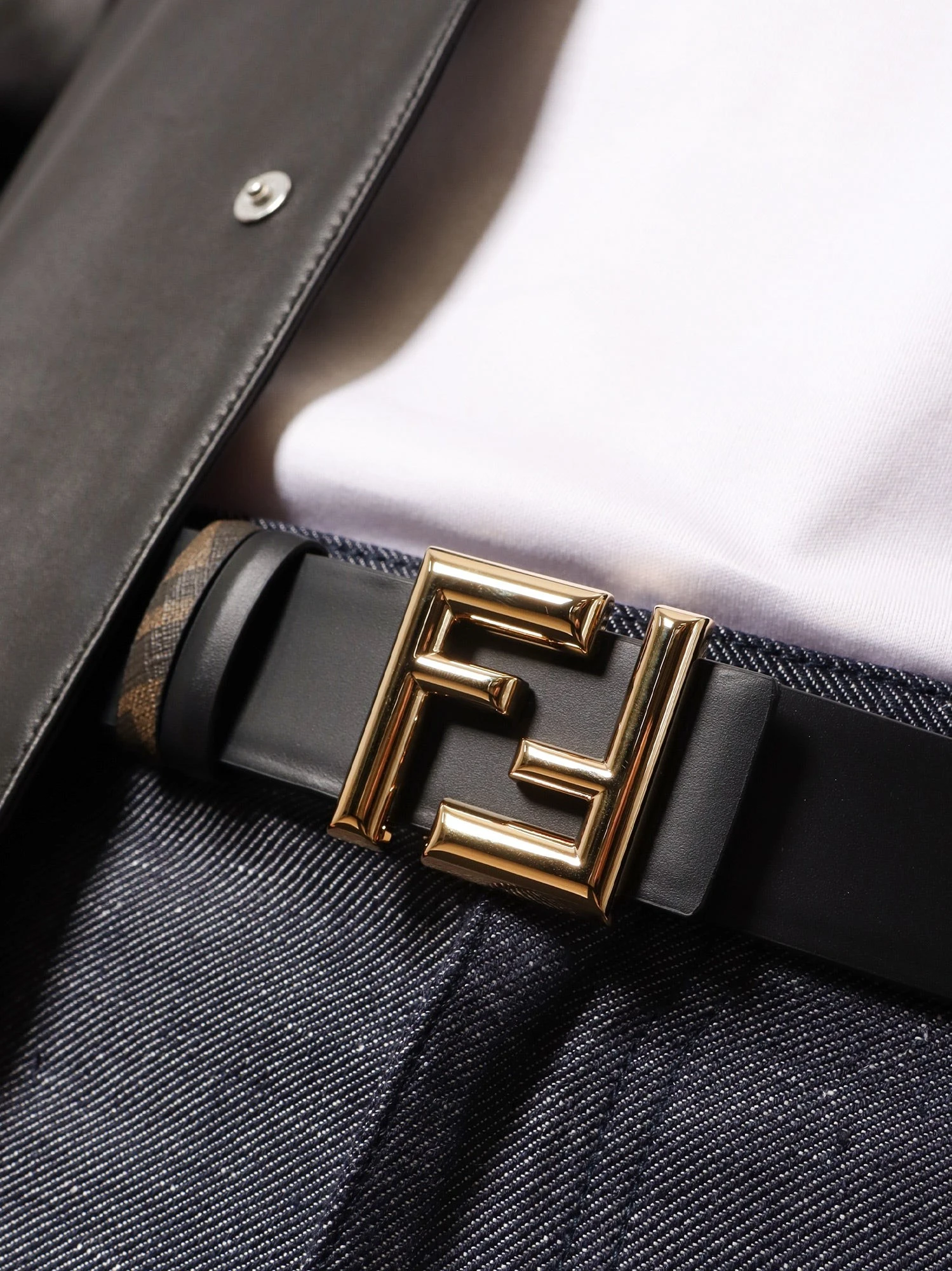 Rounded reversible belt.webp