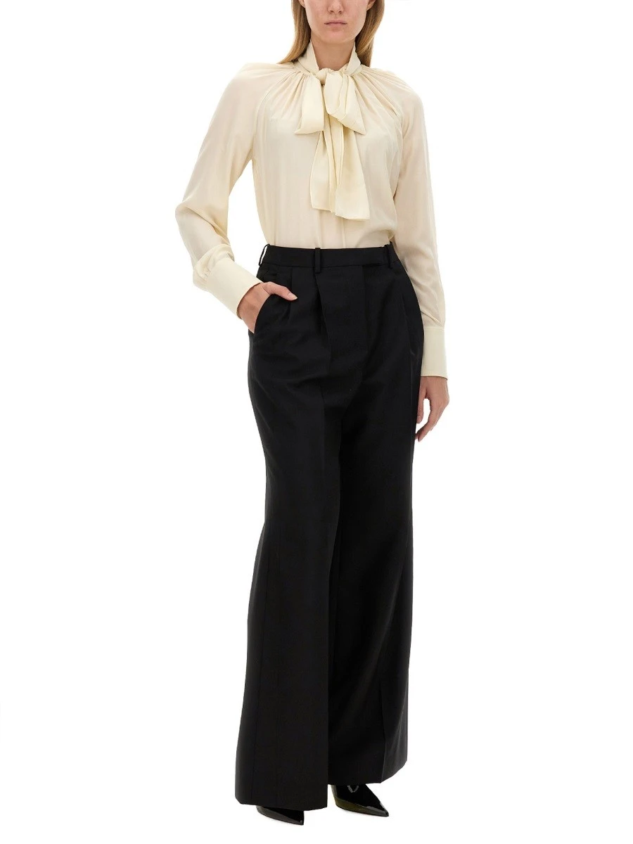 SILK SHIRT WITH LAVALLIÉRE COLLAR.webp