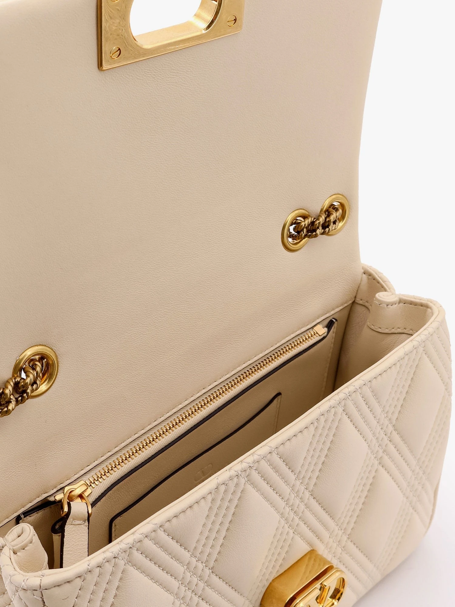 Valentino garavani quiltie 67 leather medium shoulder bag with chain.webp