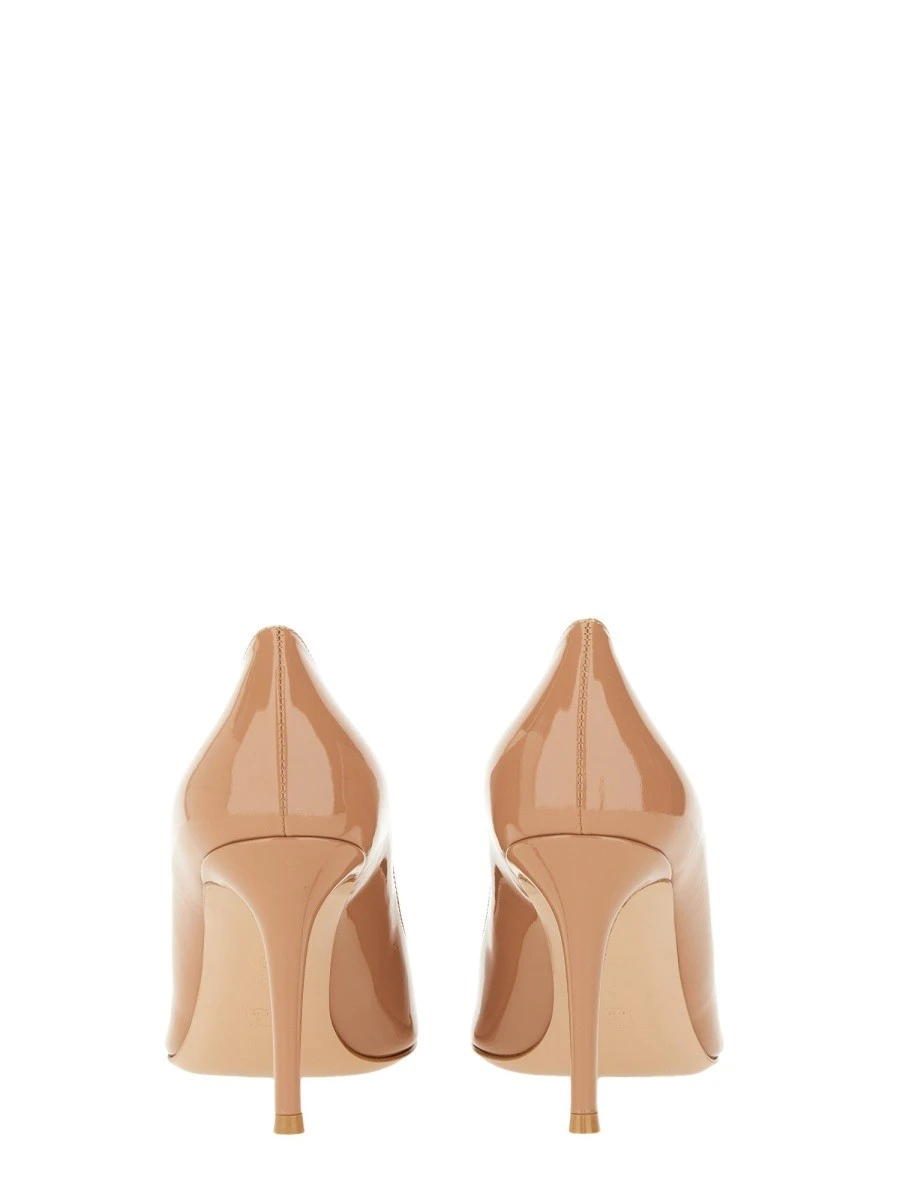 DÉCOLLETÉ "GIANVITO 85".webp