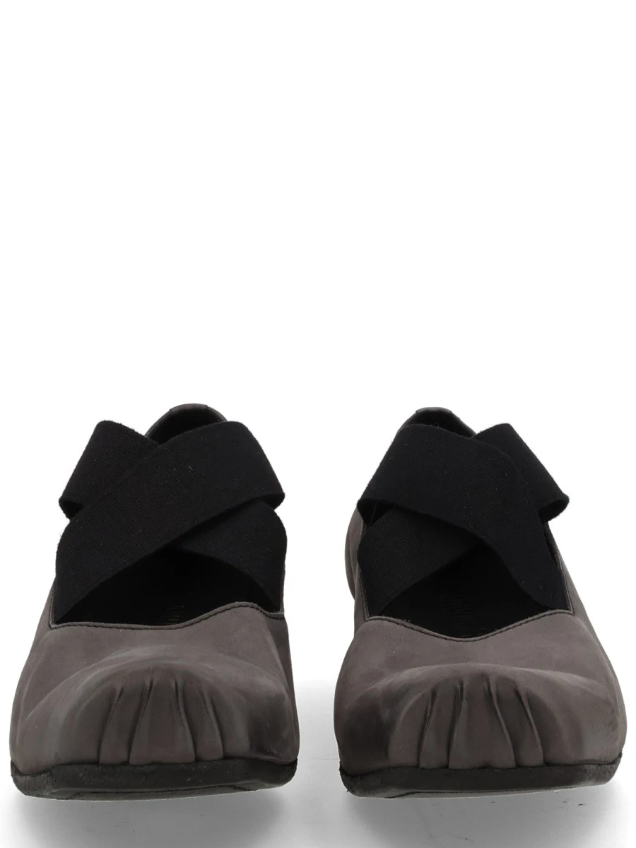 BALLERINA IN PELLE.webp