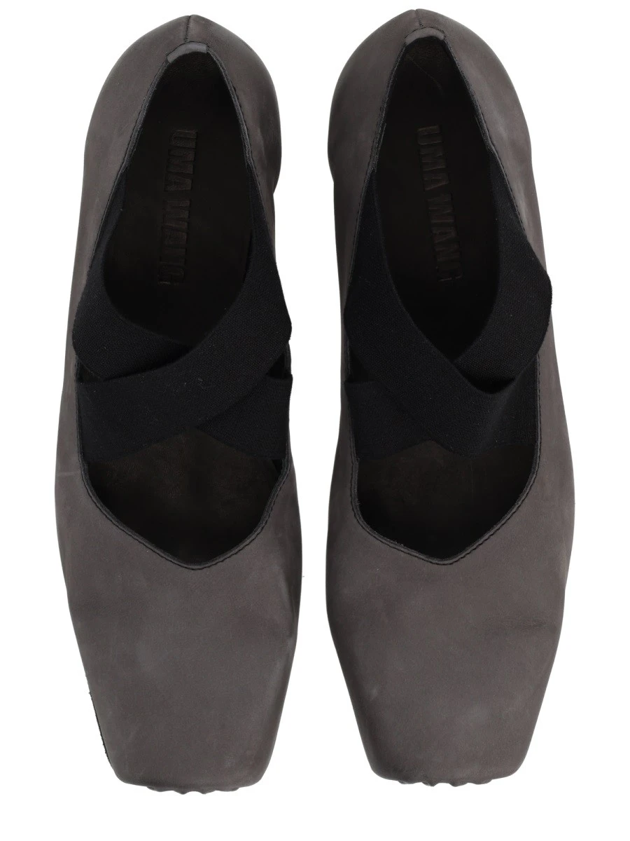 BALLERINA IN PELLE.webp
