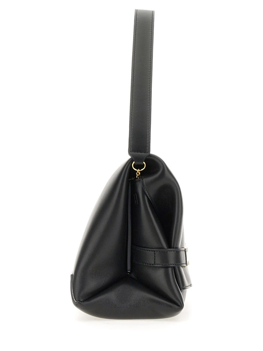 POCHETTE CON CATENA.webp