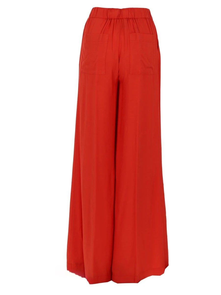 PANTALONE A GAMBA AMPIA.webp