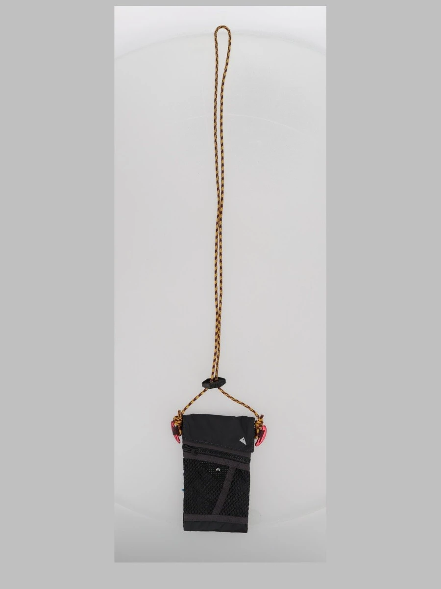 BORSA "ALGIR" PER SMARTPHONE.webp