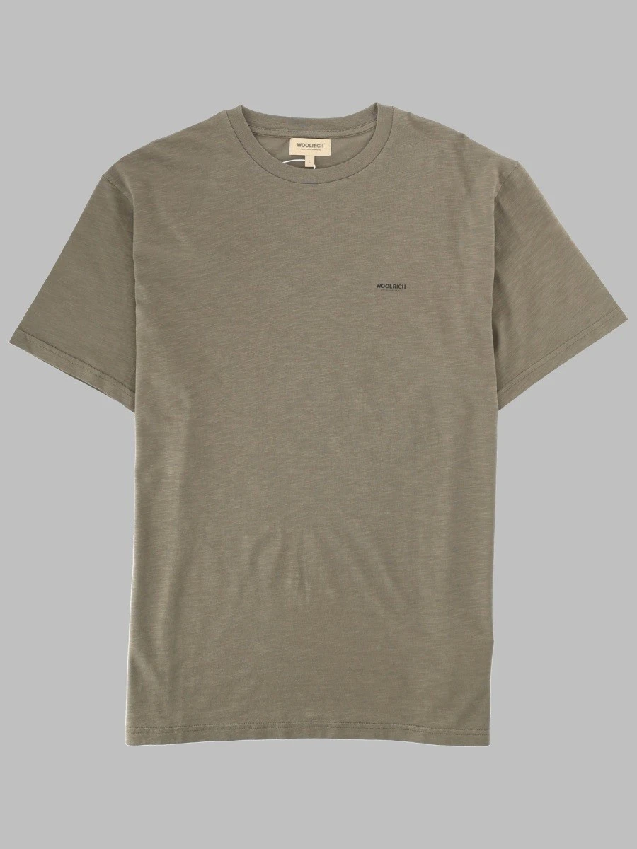 T-SHIRT CON LOGO.webp