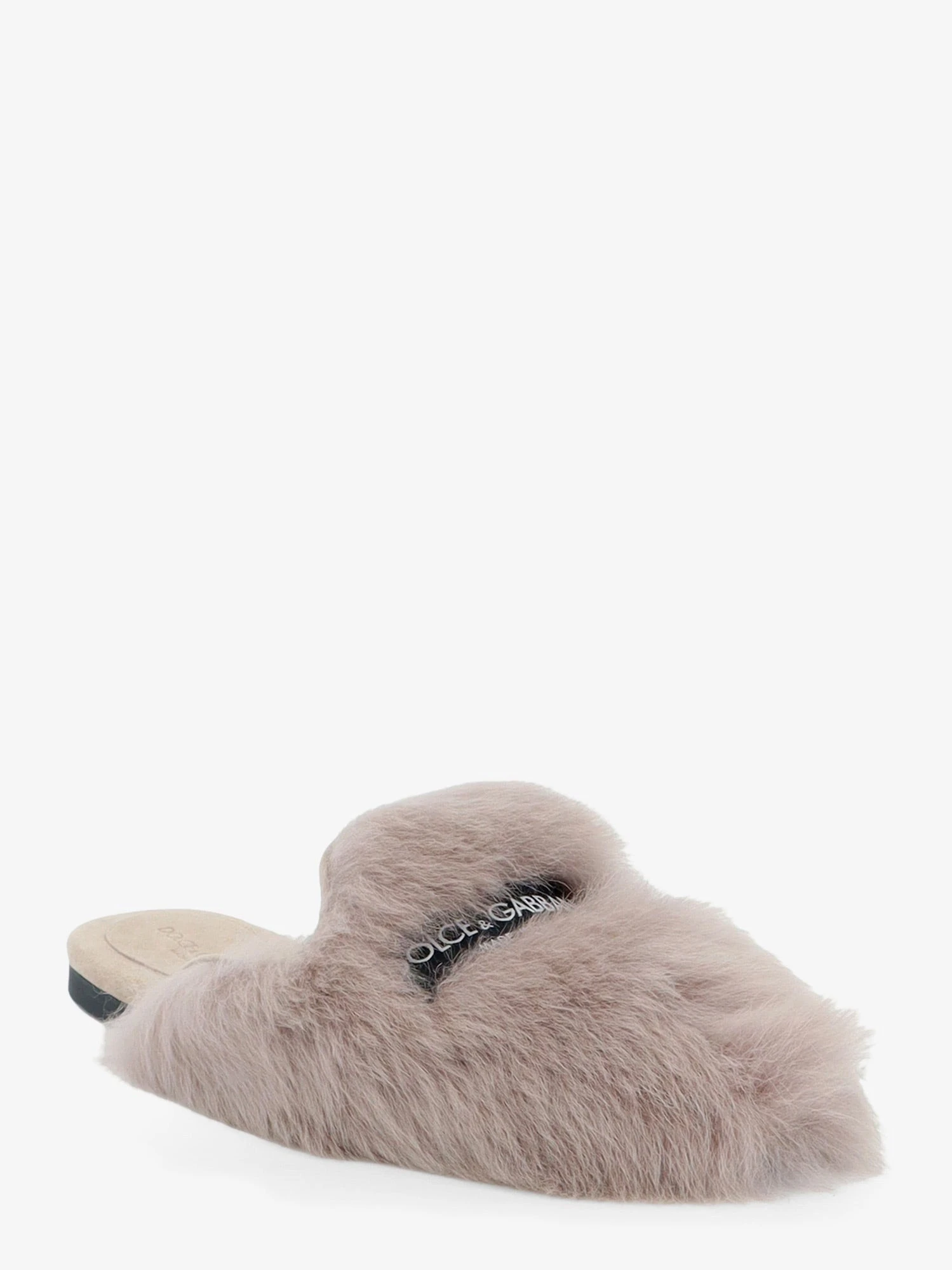 Sheepskin and suede sandals.webp