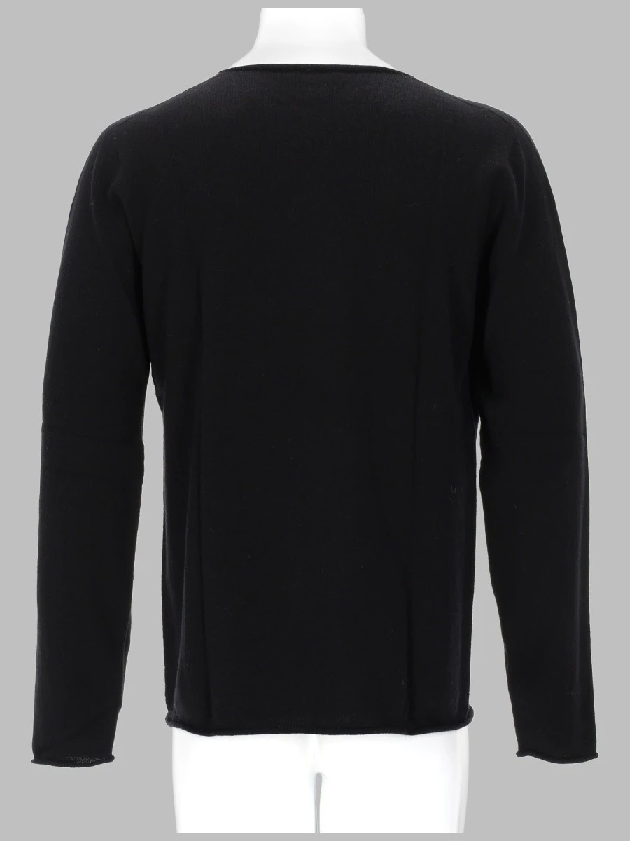 MAGLIA IN LANA.webp