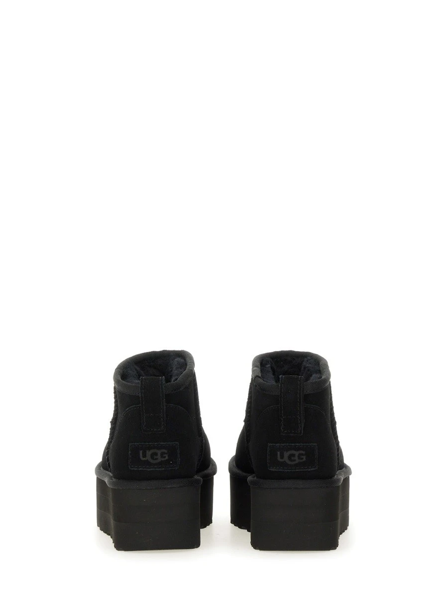 CLASSIC ULTRA MINI BOOT WITH PLATFORM.webp