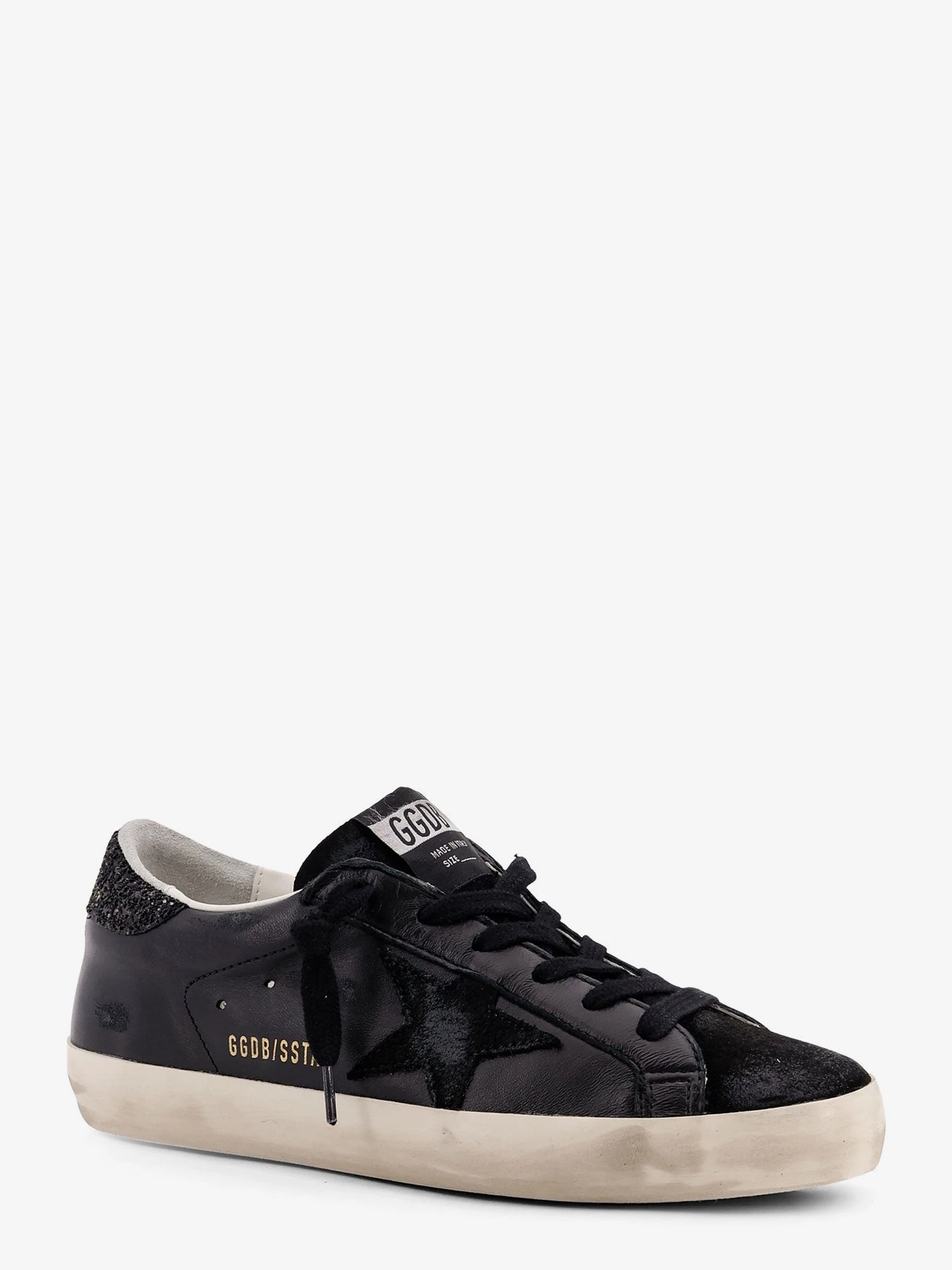 Super-star Classic with List low-top sneakers with iconic side logo.webp